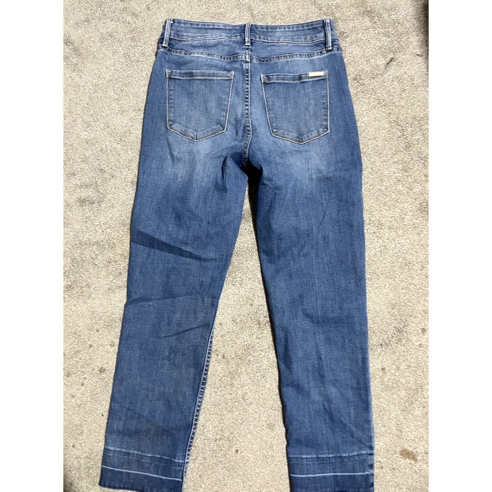 White House Black Market White House Black Market Jeans Women’s 4 Blue Slim Crop Medium Wash Denim Size 27" / US 4 / IT 40 - 3 Thumbnail