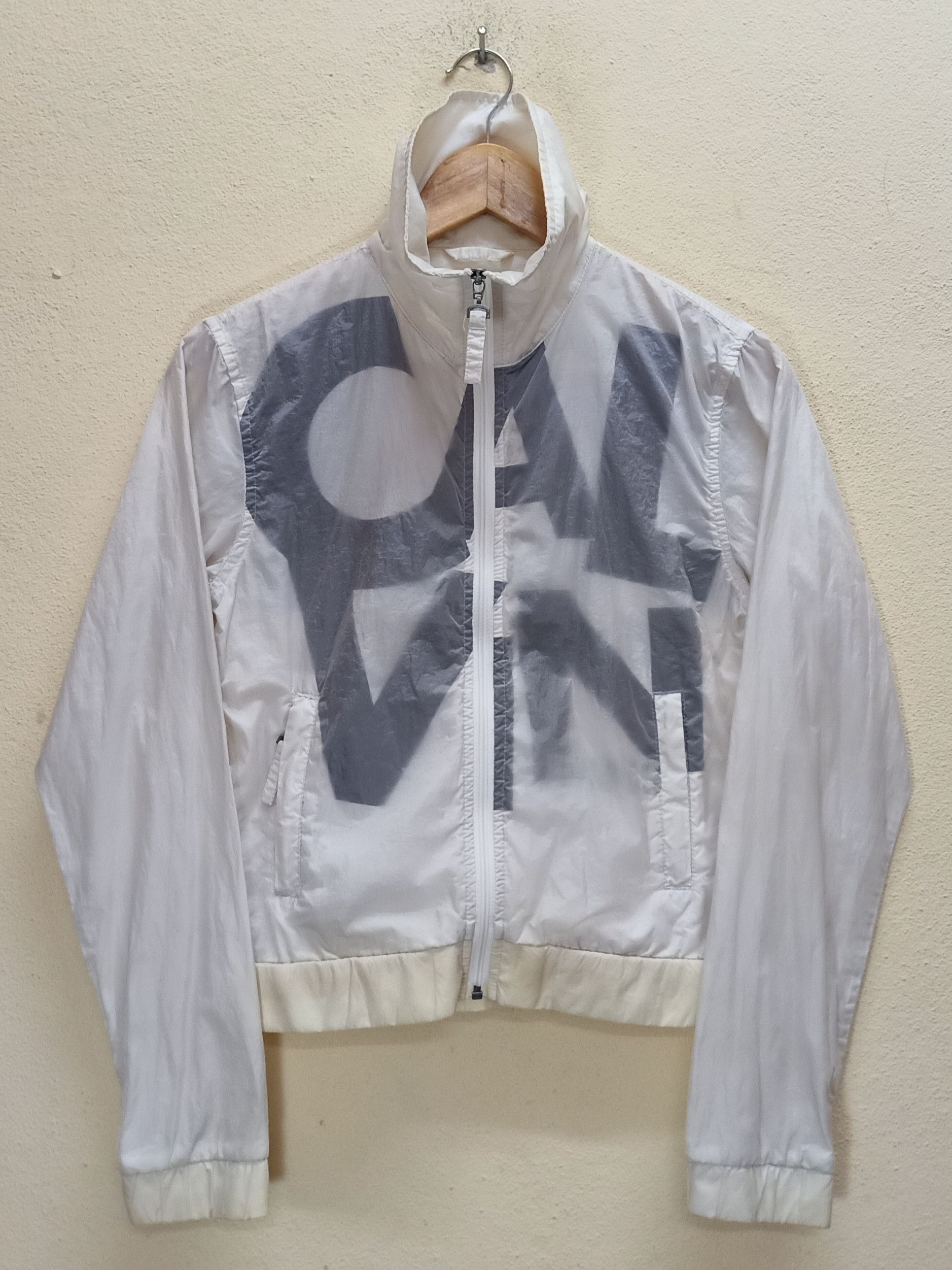 Calvin Klein CALVIN KLIEN JEANS Transparent Big Logo Windbreaker Jacket. Size S / US 4 / IT 40 - 4 Thumbnail