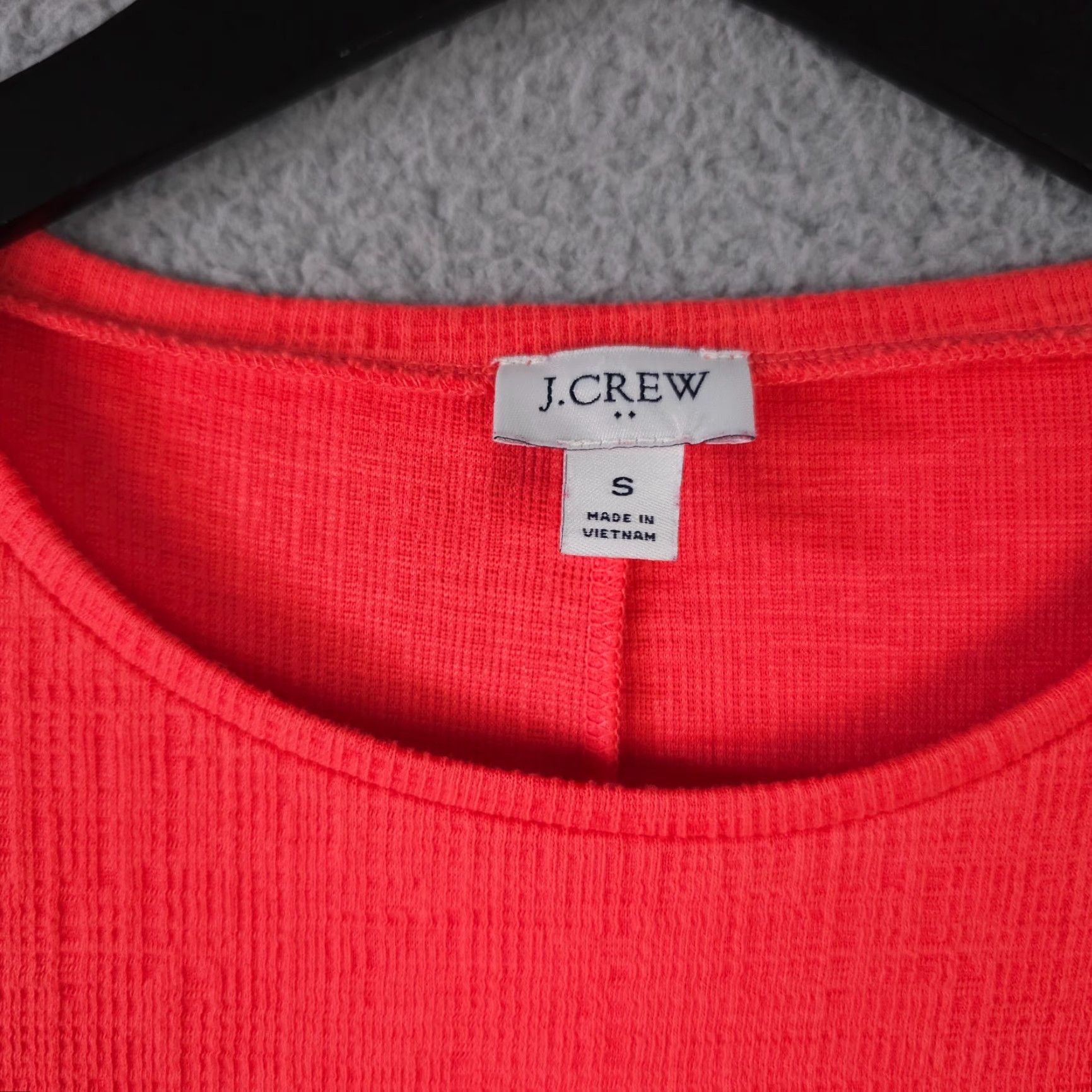 J.Crew J.CREW Shirt Womens Small Coral Puff Sleeve Textured Crew Neck Top Preppy Size S / US 4 / IT 40 - 3 Thumbnail