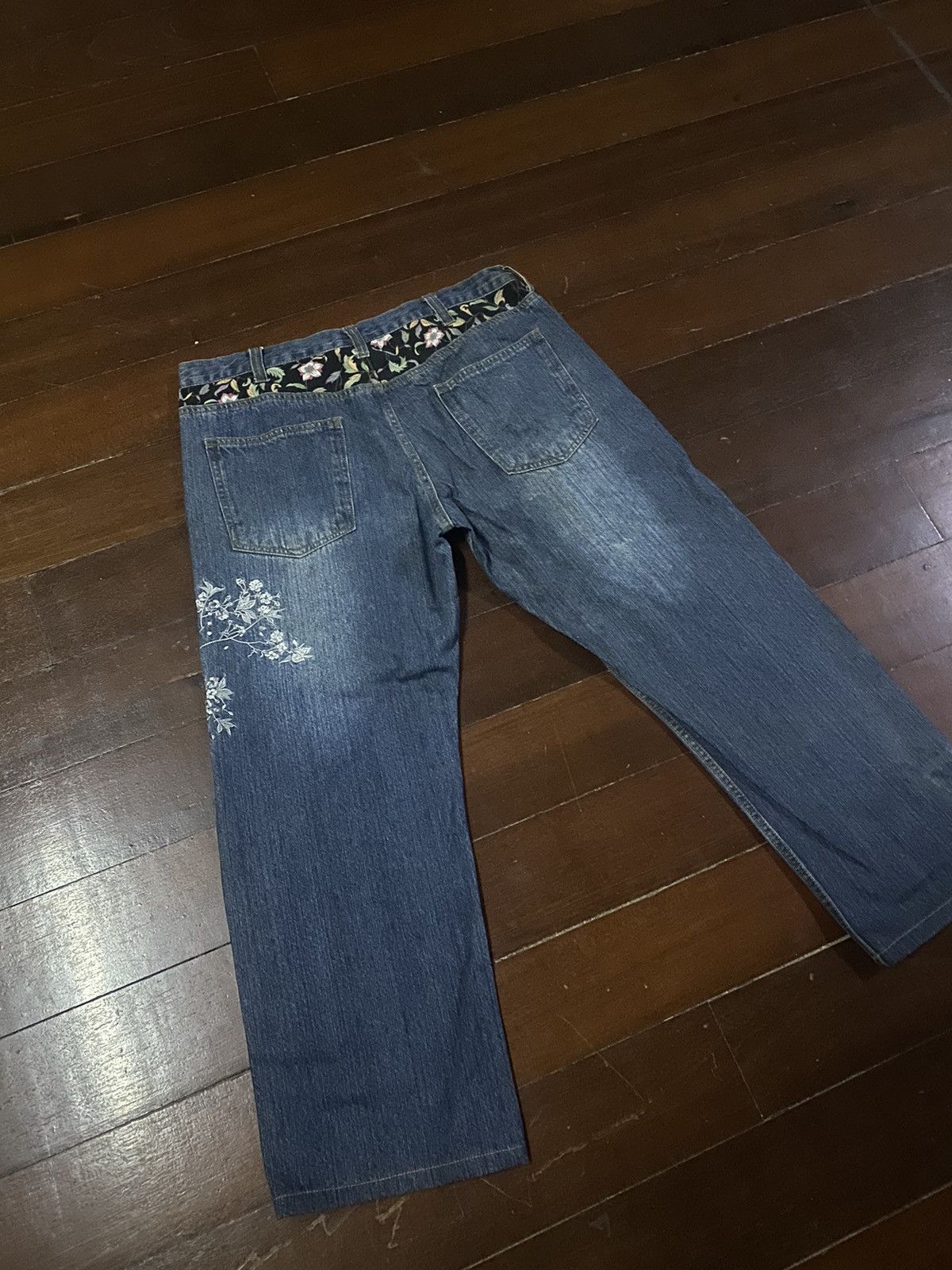 Japanese Brand Fire 🔥 Karakuri tamashi embroidered flower SUKARJAN JEANS Size US 37 - 6 Thumbnail