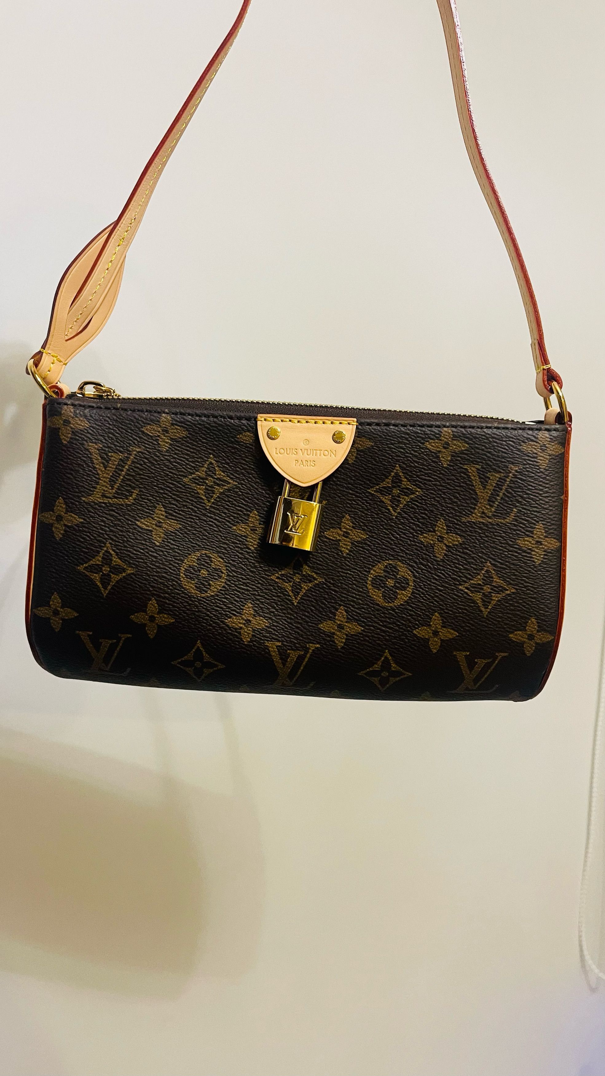 Louis Vuitton Authentic Louis Vuitton Pochette Tirette M12859 | Pre-Owned Size ONE SIZE - 6 Thumbnail
