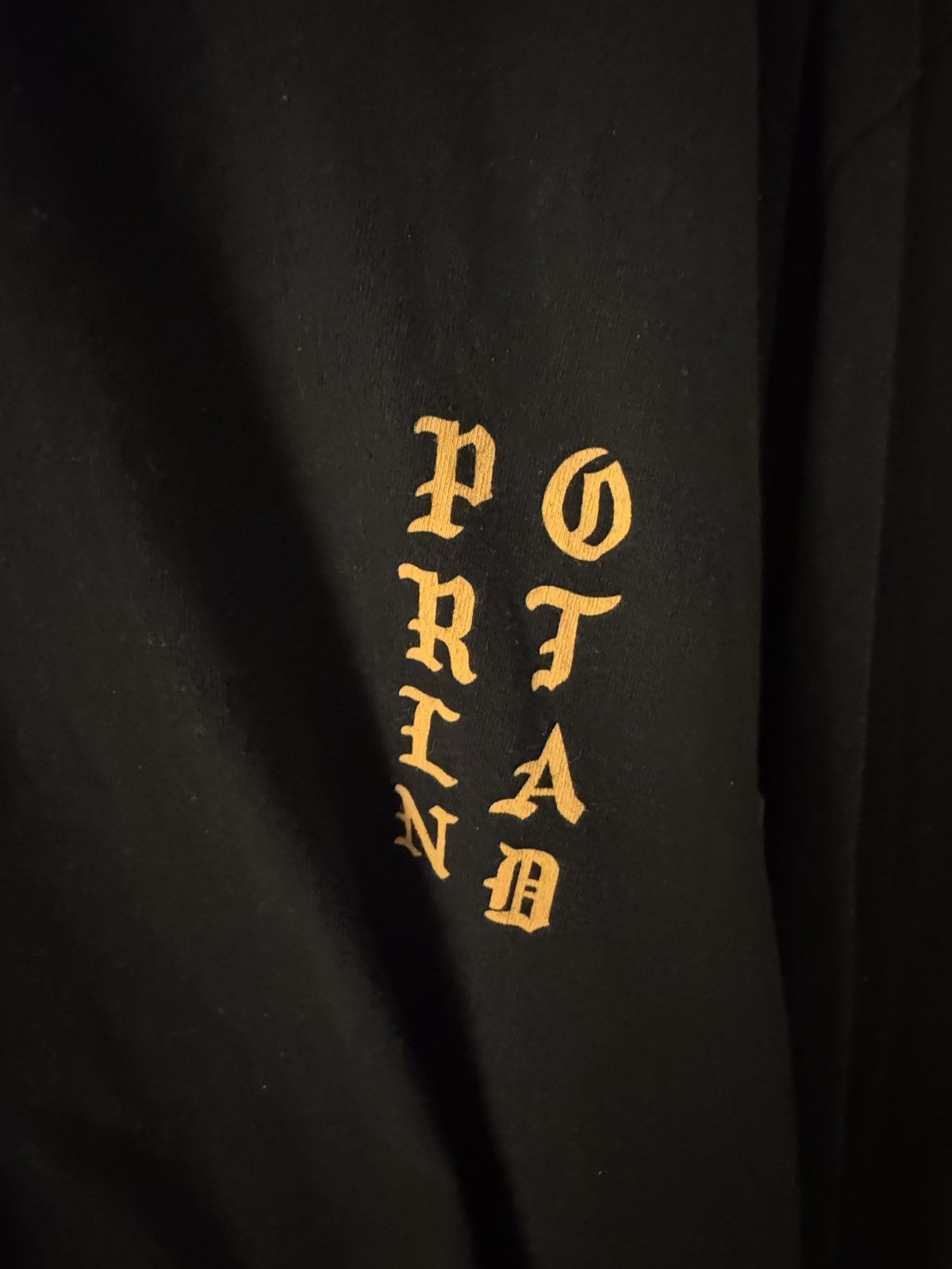Gildan Portland Exclusive TLOP Kanye Merch Size US L / EU 52-54 / 3 - 2 Thumbnail