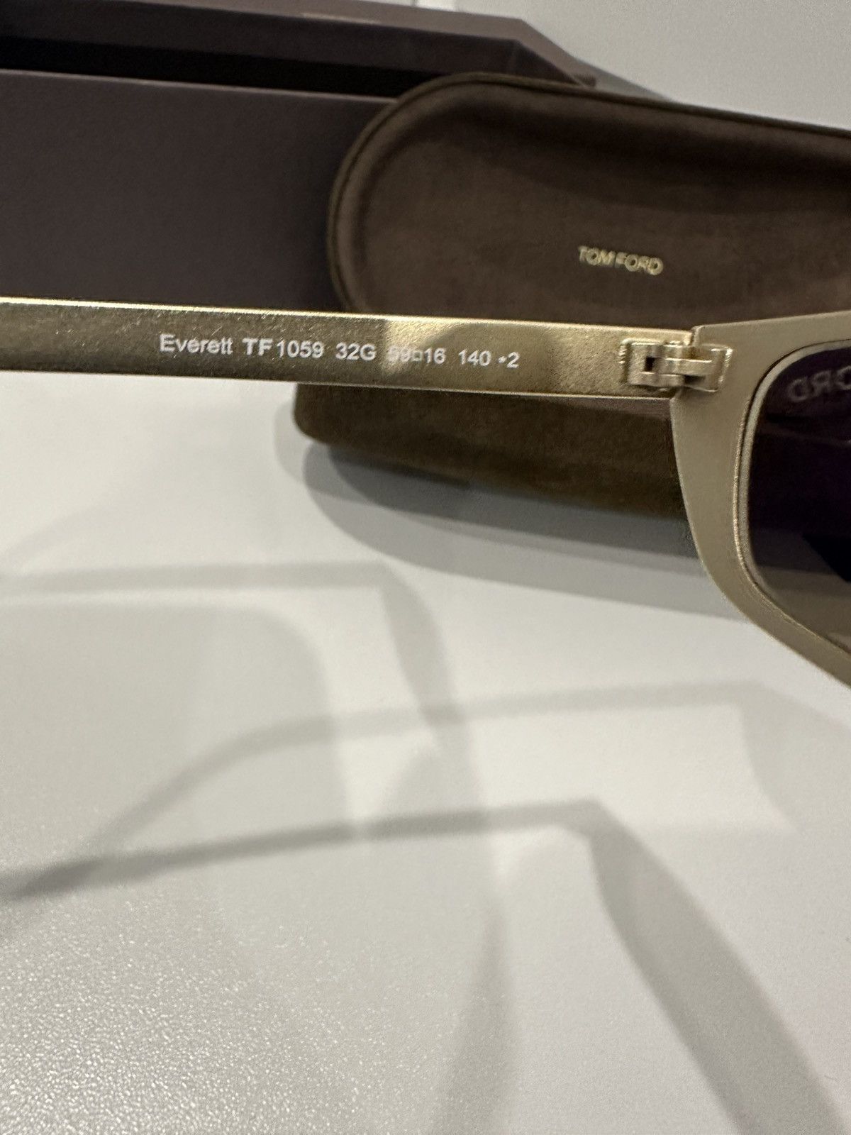 Tom Ford Tom Ford everett TF 1059 gold iconic sunglasses Size ONE SIZE - 11 Thumbnail