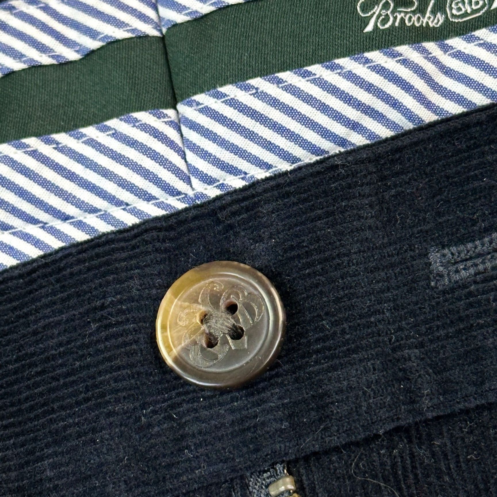 Brooks Brothers VINTAGE Brooks Brothers Country Club Pants Mens 38x32 Navy Corduroy Flat Front Blue Cotton Chino Logo Preppy Retro 90s Mens Size US 38 / EU 54 - 6 Thumbnail