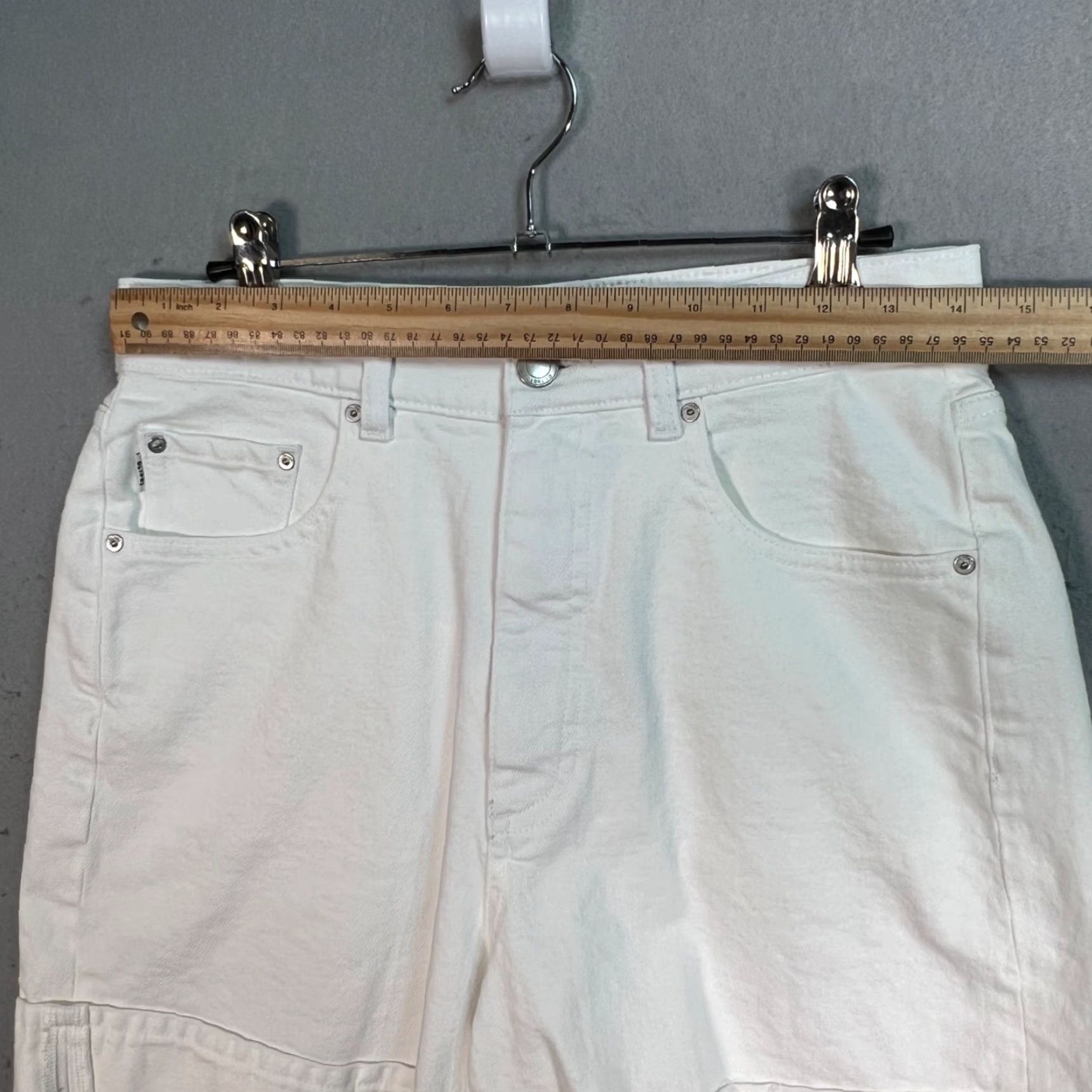 DL1961 DL1961 White High-Waisted Denim Shorts 25 Womens Size 42" / US 20 - 5 Thumbnail