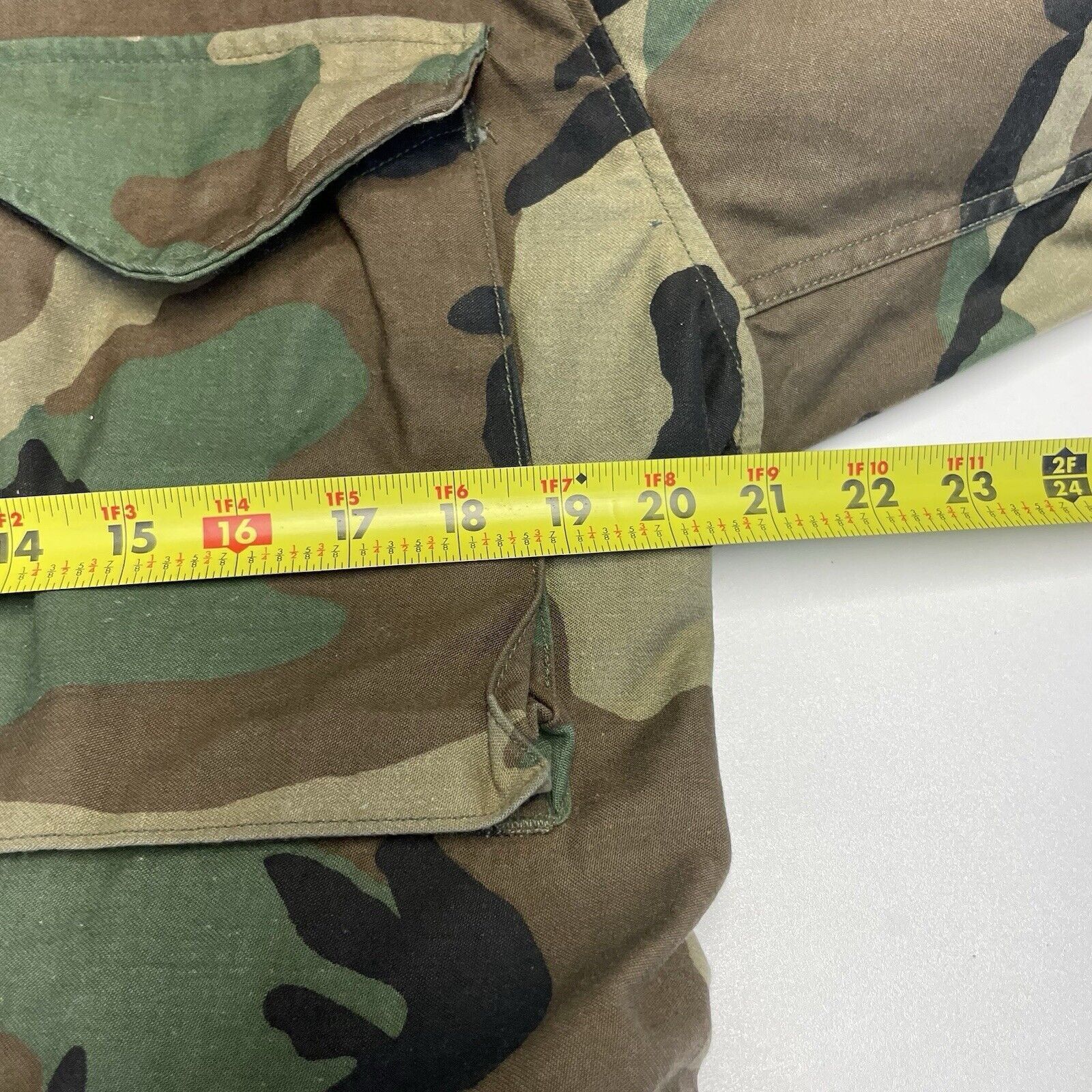 Vintage Vintage Military Camo Field Coat Jacket Mens Small Long Cold Size US S / EU 44-46 / 1 - 14 Thumbnail