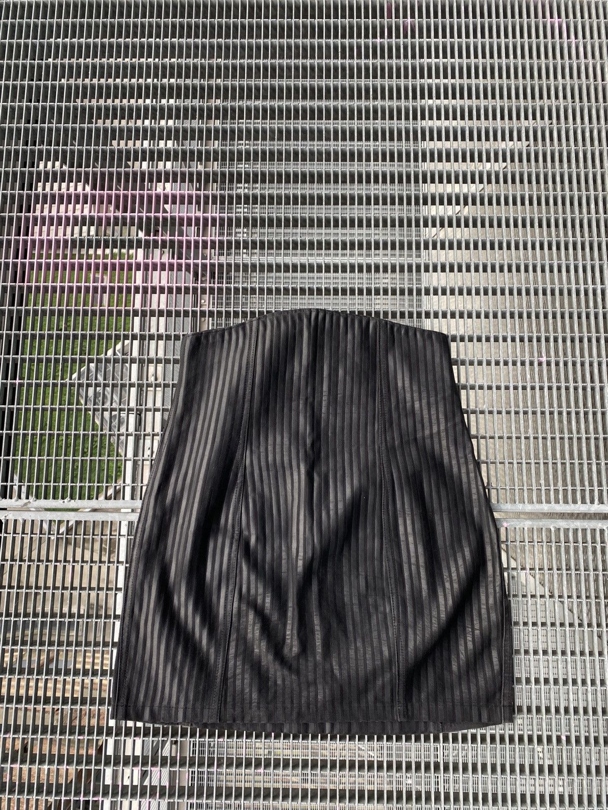Vintage Avant-garde ModZart London Leather Linings Skirt Size 26" / US 2 / IT 38 - 6 Thumbnail
