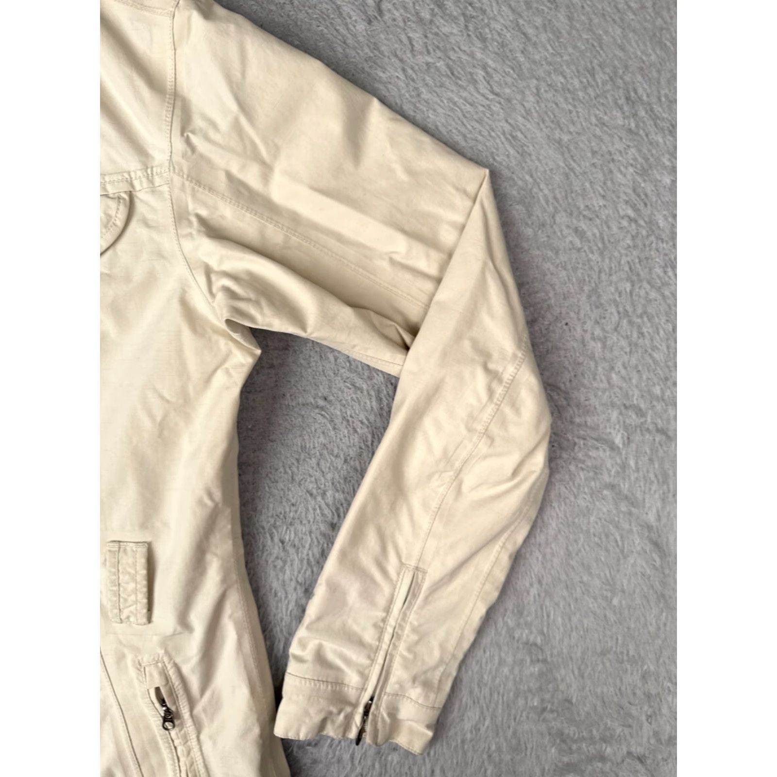 The North Face The North Face Jacket Womens Small Ivory Full Zip Hooded HyVent Nylon Shell Walk Size S / US 4 / IT 40 - 6 Thumbnail