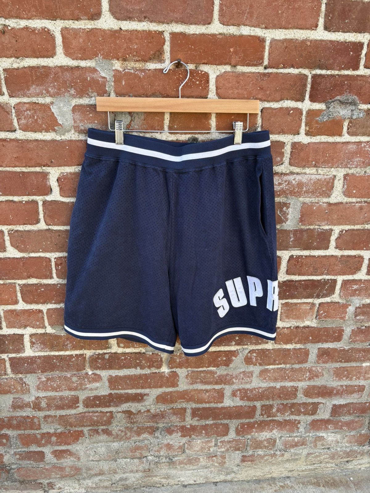 Supreme Supreme UltraSuede Mesh Short Size US 33 - 1 Thumbnail