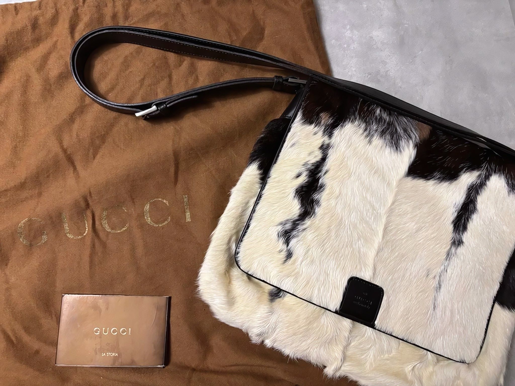 Gucci F/W 1999 ARCHIVE PONY HAIR LEATHER BAG BY TOM FORD Size ONE SIZE - 3 Thumbnail