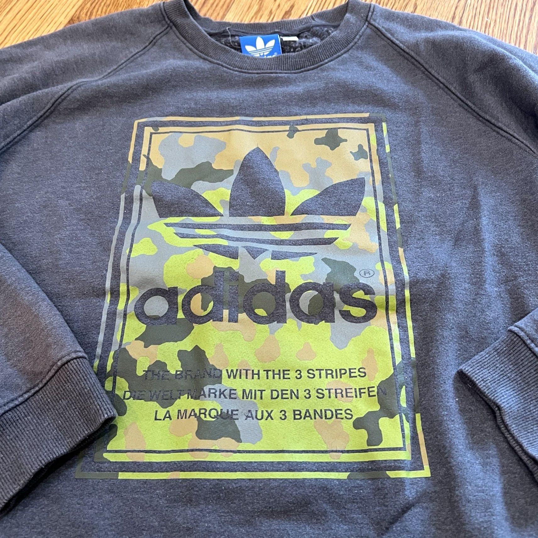 Adidas Adidas Mens Pullover Sweatshirt Size Medium Gray Camo Crew Neck All Seasons Sports Training Size US M / EU 48-50 / 2 - 2 Thumbnail