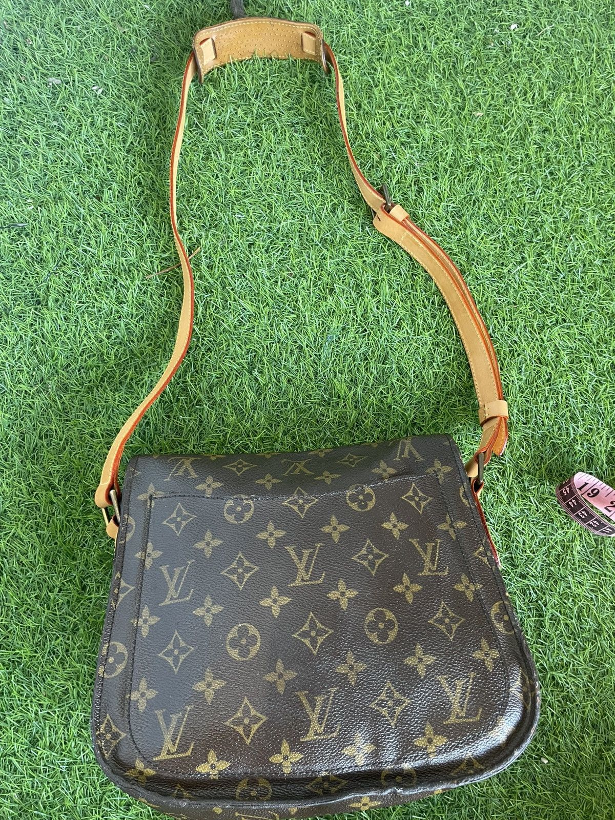 Louis Vuitton Authentic LOUIS VUITTON Saint Cloud GM Shoulder Bag Size ONE SIZE - 5 Thumbnail