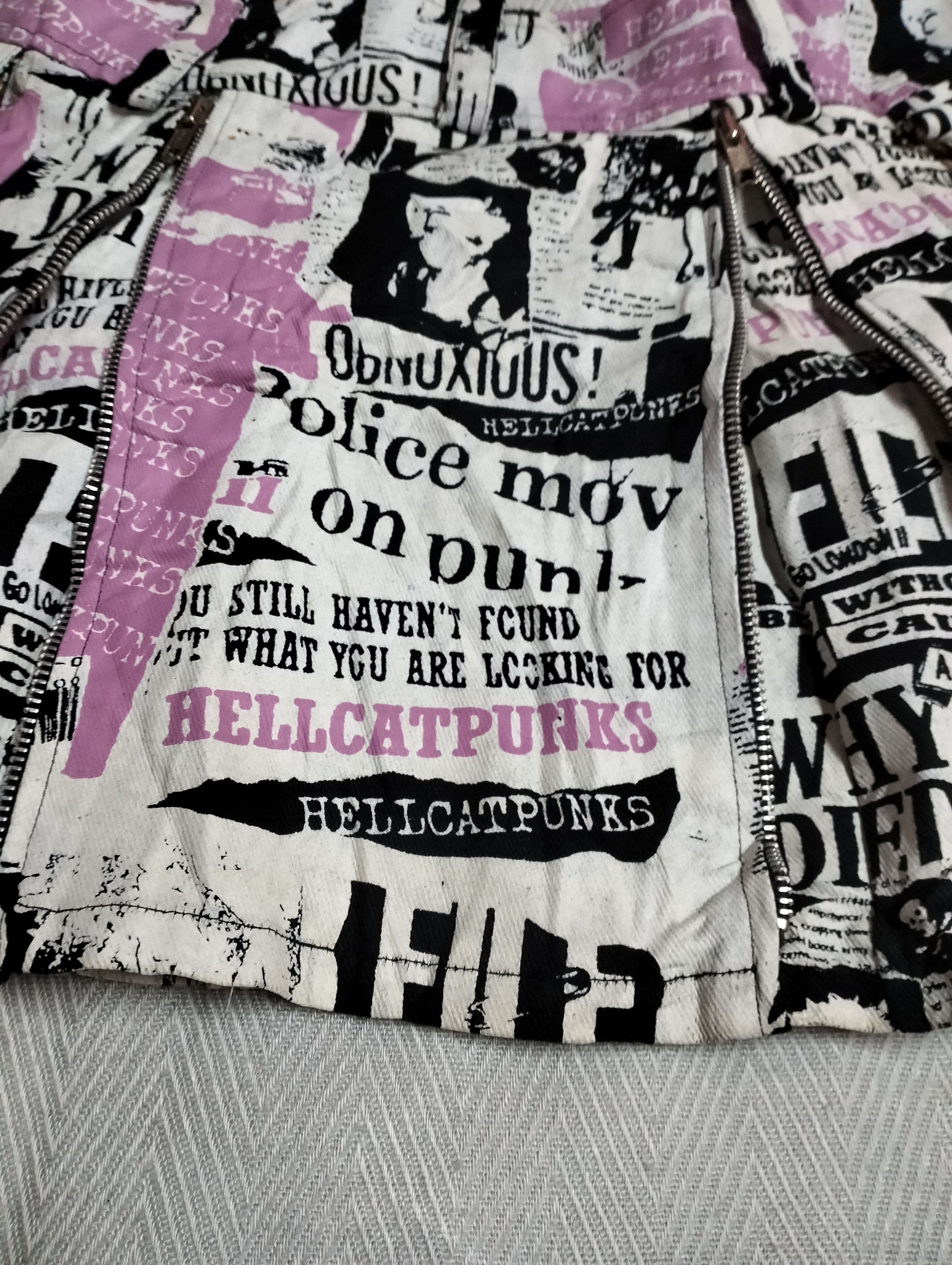 Seditionaries Hell Cat Punk Not Dead Mini Skirt Full Print Size 32" / US 10 / IT 46 - 17 Thumbnail