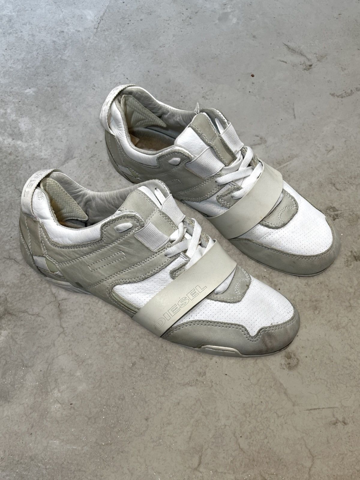 Diesel (SS07) AARON II LOW TOP Size US 10 / EU 43 - 3 Thumbnail