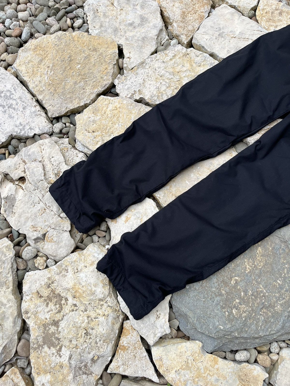 Uniqlo Uniqlo Heattech cargo multipocket insulated pants with belt Size US 30 / EU 46 - 7 Thumbnail