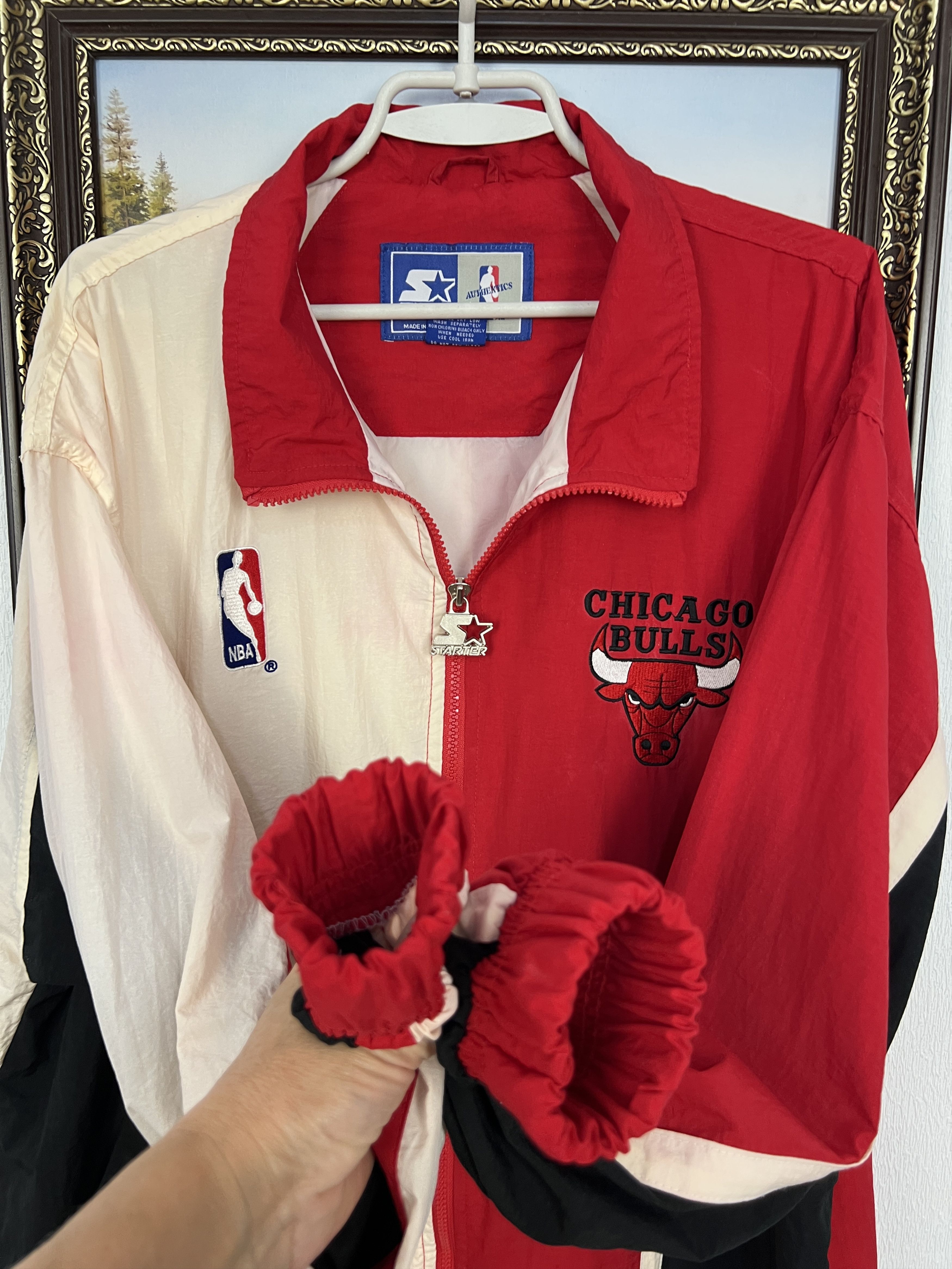 Starter Vintage 90's Starter Chicago Bulls NBA Warm Up Jacket Size US L / EU 52-54 / 3 - 6 Thumbnail