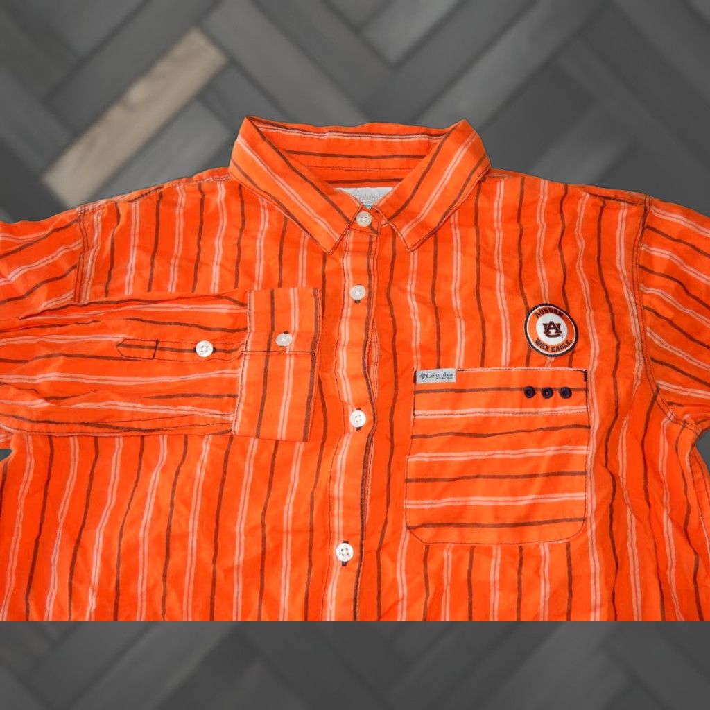 Vintage VINTAGE Columbia Women’s Button-Up Shirt S Auburn Cotton 90s Casual Office Size S / US 4 / IT 40 - 1 Thumbnail