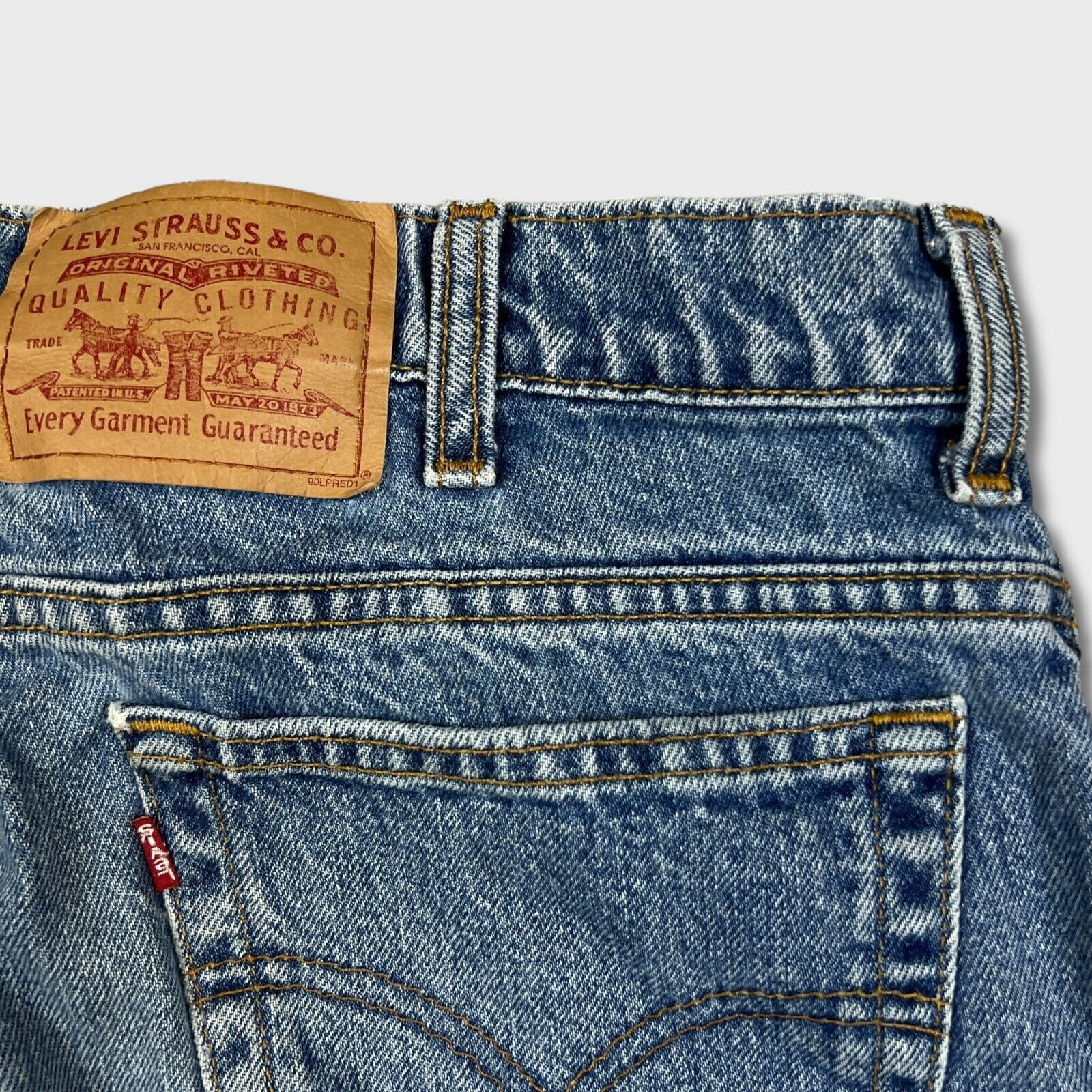 Levi's × Vintage Vintage 90s Levi's 550 Jeans 35x34 Relaxed Fit Tapered Leg Size US 35 - 8 Thumbnail