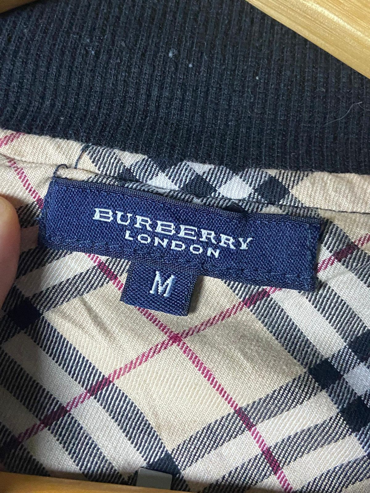 Burberry Burberry London Bomber Style Jacket (158) Size US M / EU 48-50 / 2 - 7 Thumbnail