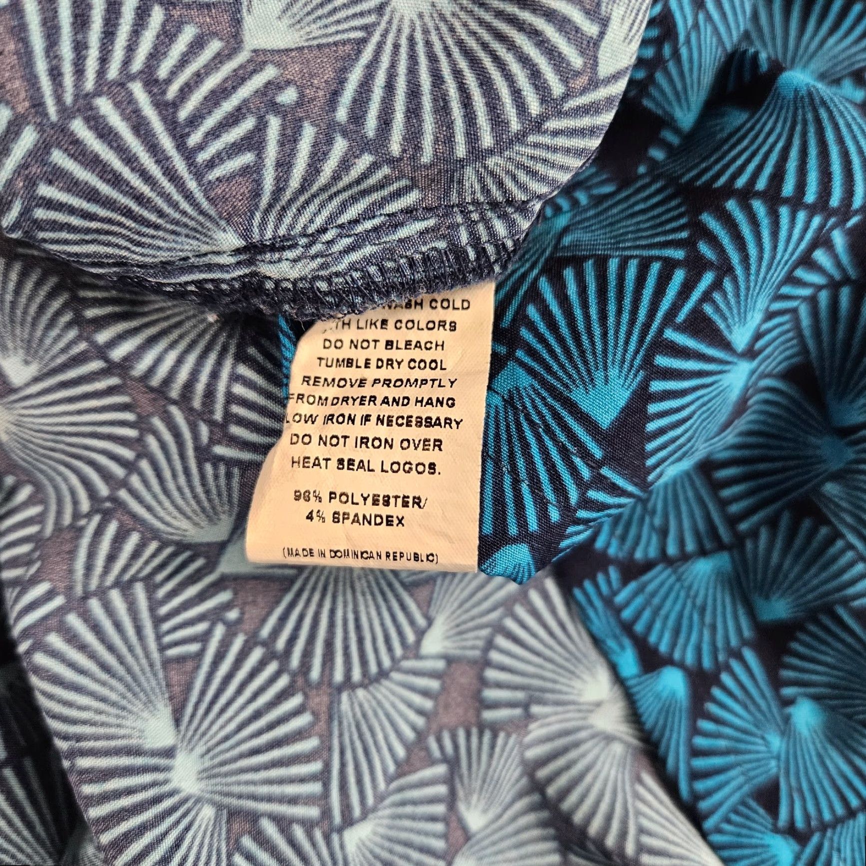 Buttero Butter-Soft Advantage Scrub Top Womens Medium Blue V-Neck Short Sleeve Size M / US 6-8 / IT 42-44 - 5 Thumbnail