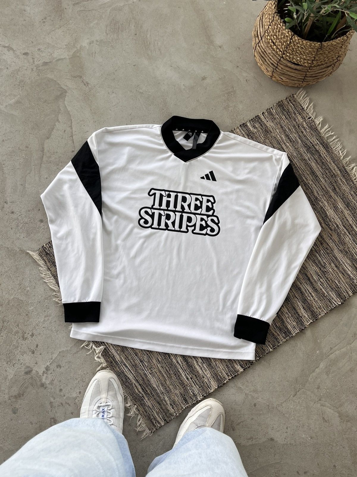 Adidas Adidas White Black LongSleeve Shirt Soccer style Y2K tee Size US M / EU 48-50 / 2 - 1 Thumbnail
