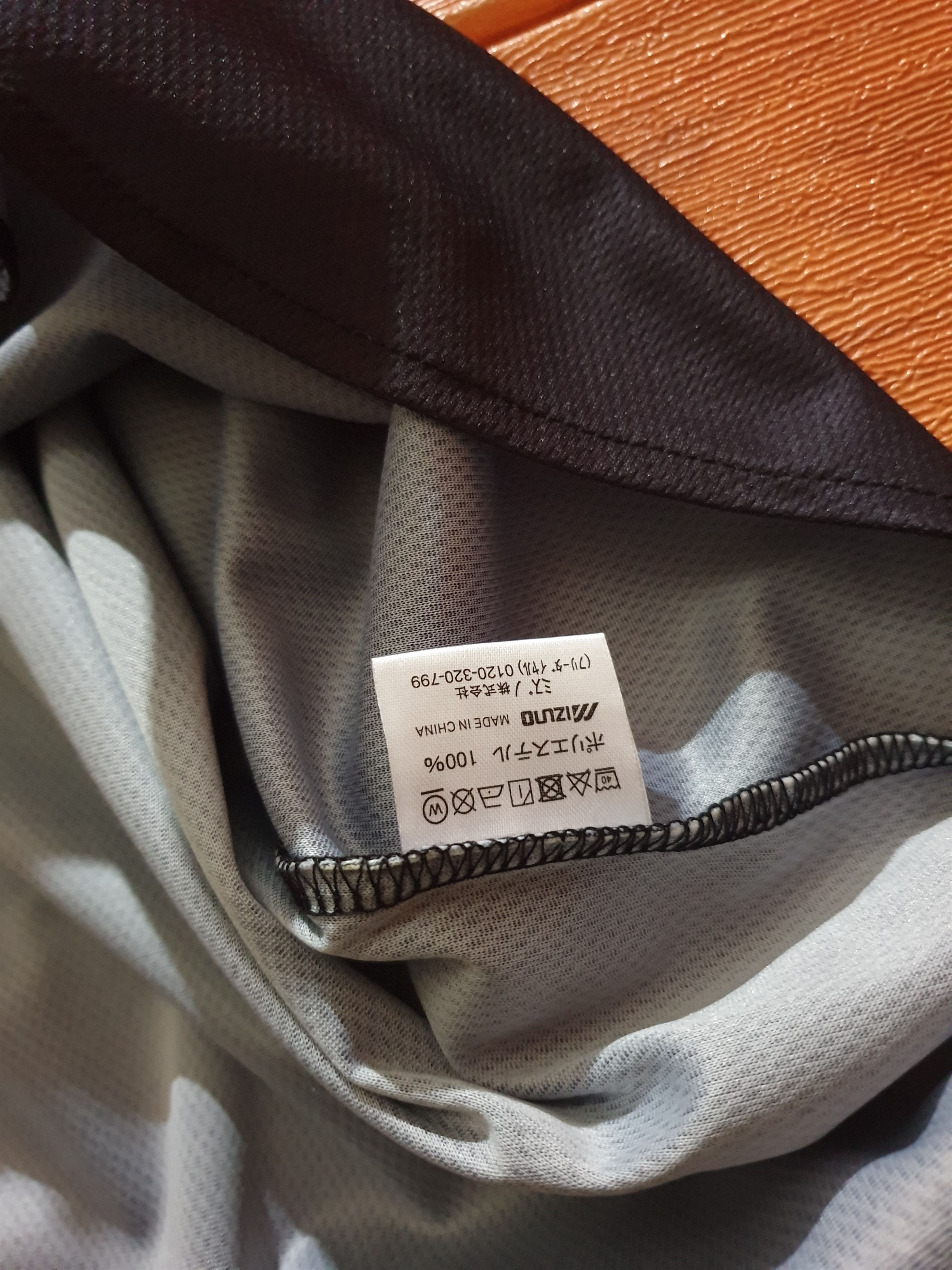 Japanese Brand Mizuno black colour shirt Size US M / EU 48-50 / 2 - 3 Thumbnail