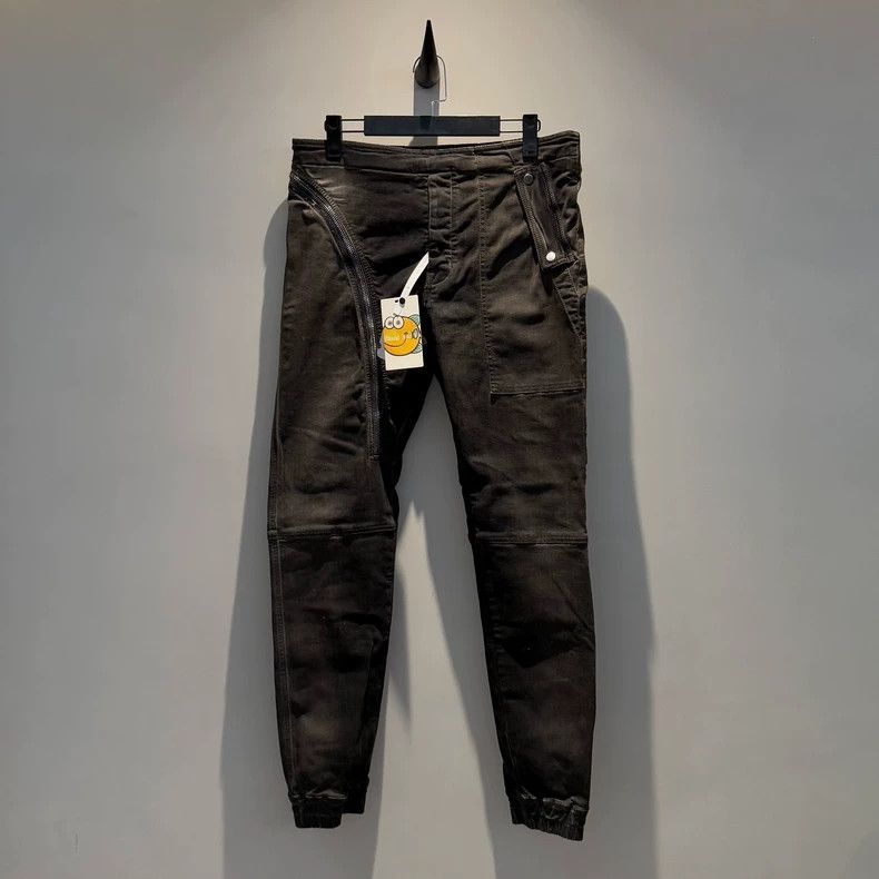 Rick Owens Drkshdw Rick Owens DRKSHDW Side Zip Waxed Pants Size US 31 - 1 Thumbnail