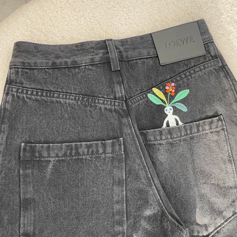 Loewe LOEWE Black water-washed straight jeans Size 42" / US 20 - 2 Thumbnail