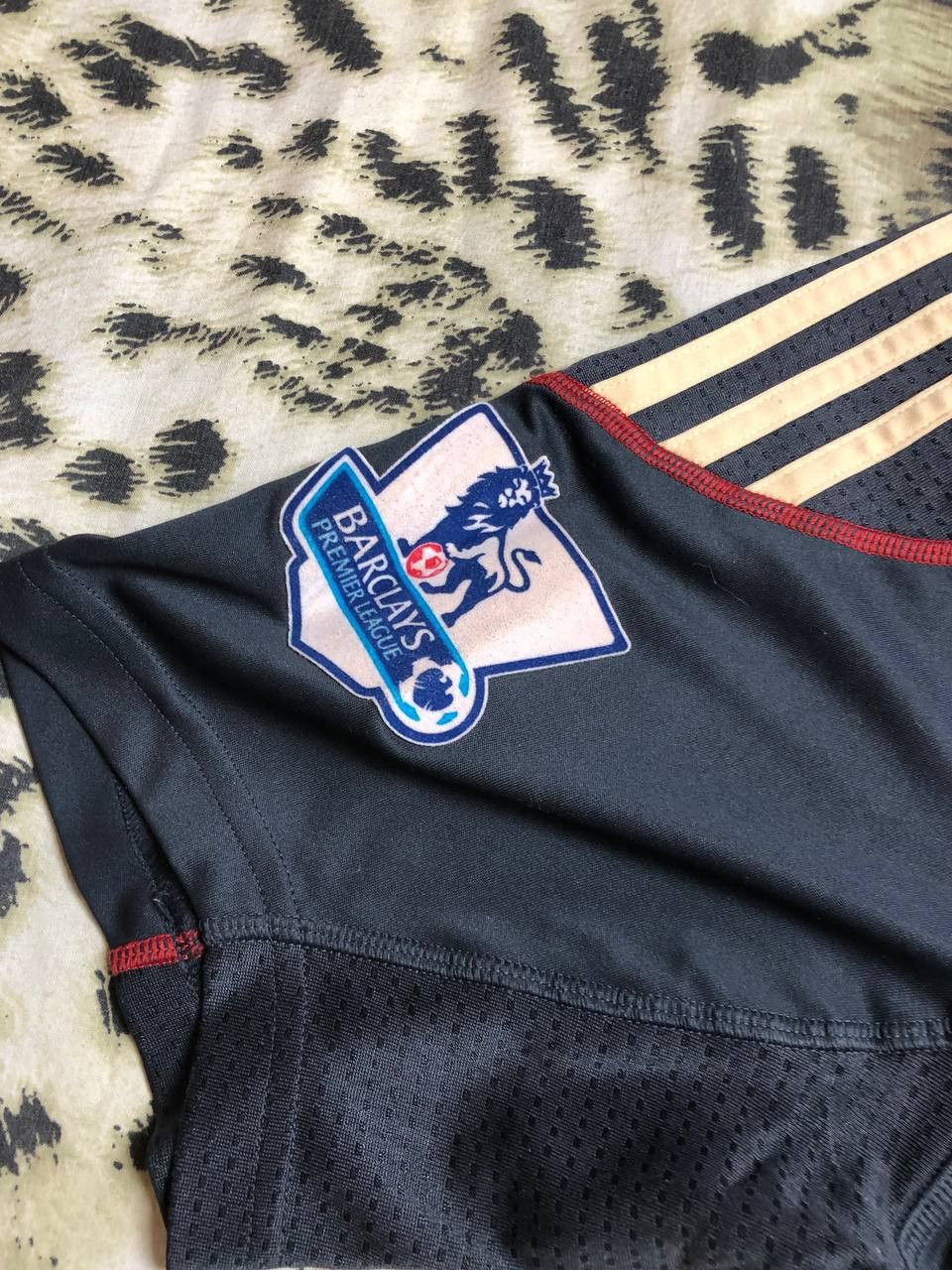 Adidas LIVERPOOL ADIDAS Men FOOTBALL SHIRT JERSEY Black Size US M / EU 48-50 / 2 - 7 Thumbnail