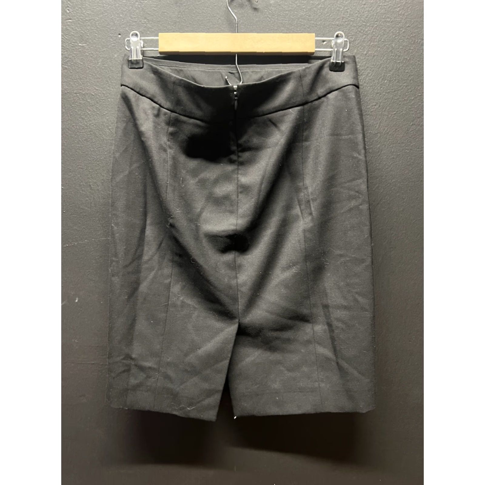 J.Crew J. Crew Wool Pencil Skirt Sz 2 Black Womens Size 26" / US 2 / IT 38 - 2 Thumbnail