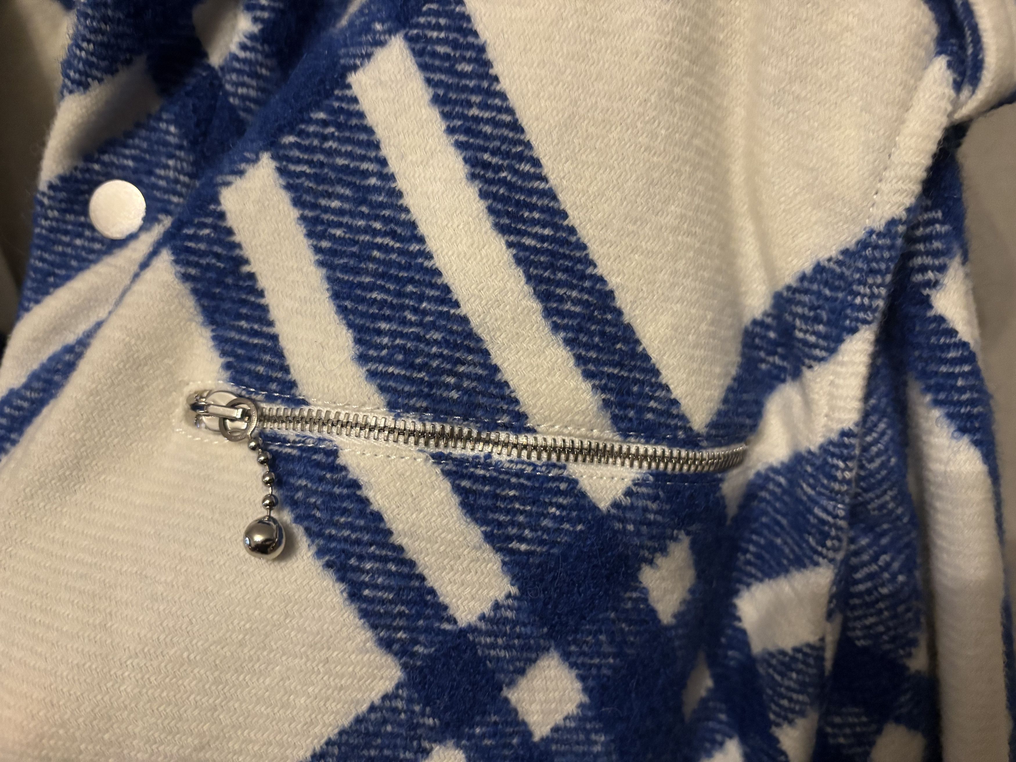 Burberry Burberry Salt IP Check Wool Alpaca Shacket (8078865) – FW23 Size US M / EU 48-50 / 2 - 5 Thumbnail