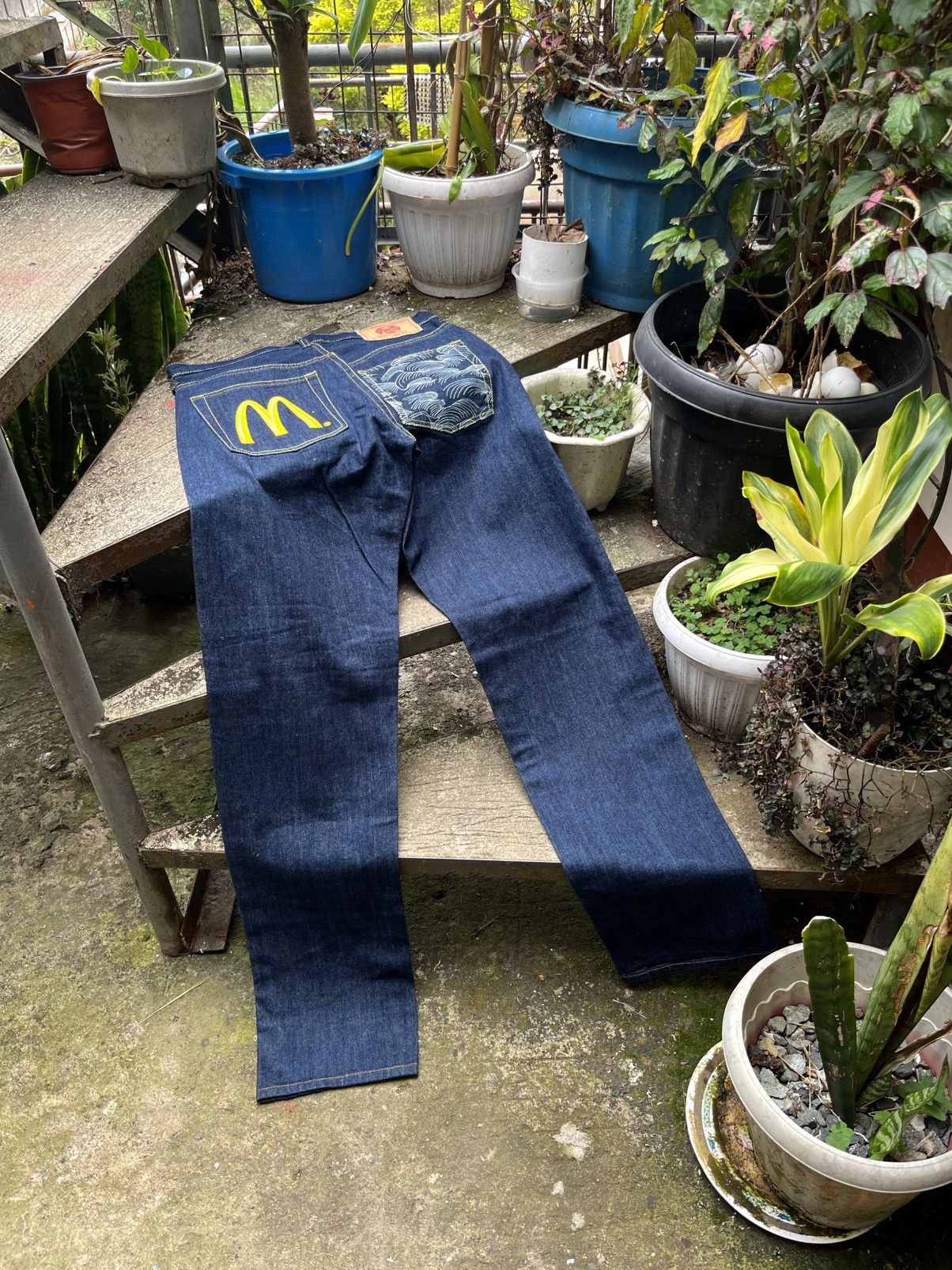 RMC EMBROIRED PANTS