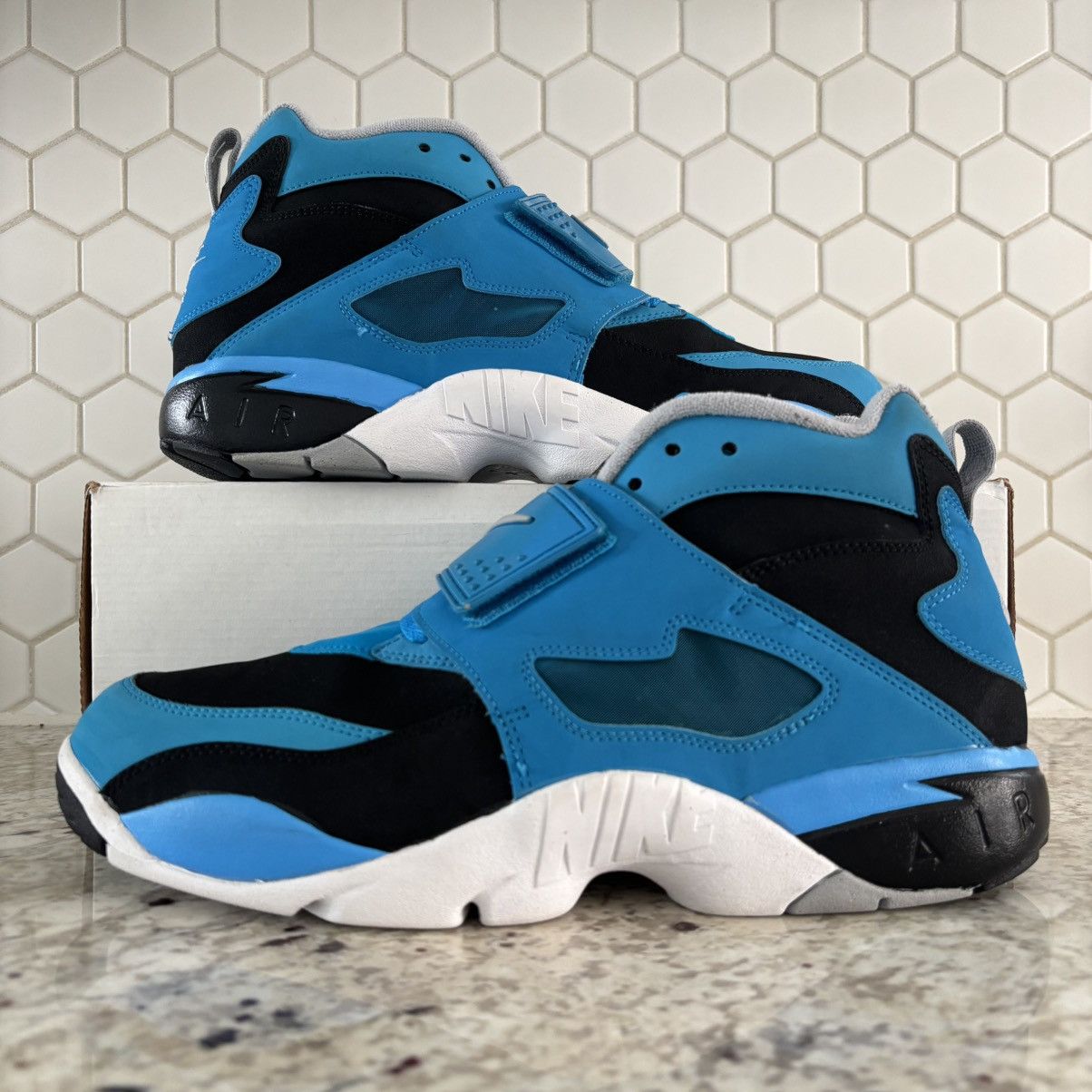 Nike Size 11.5 - Nike Diamond Turf Hero Blue Super Clean No Box Size US 11.5 / EU 44-45 - 1 Thumbnail
