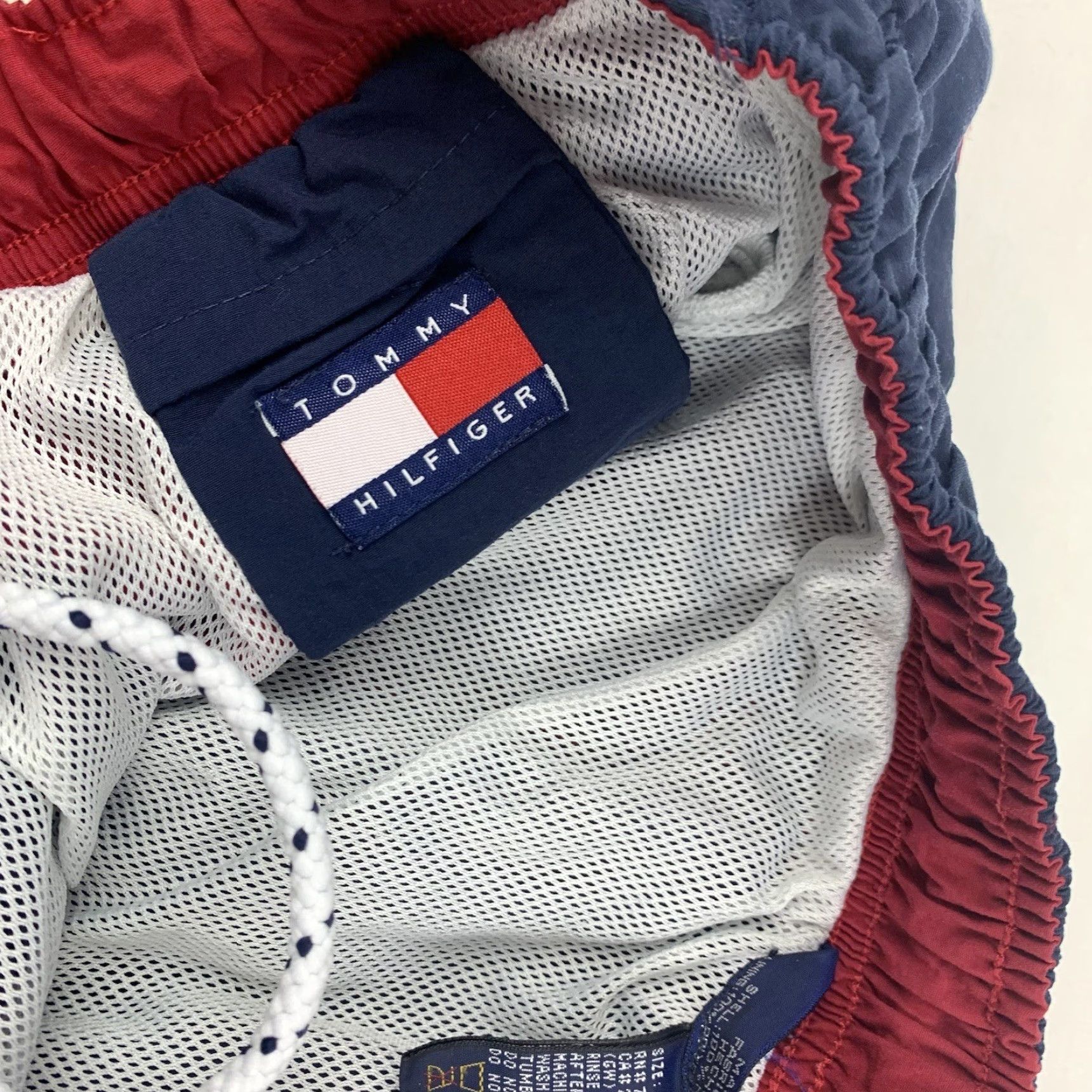 Tommy Hilfiger Vintage Tommy Hilfiger Swim Trunks Adult Large Blue Logo Flag Embroider 90s USA Size US 33 - 6 Thumbnail