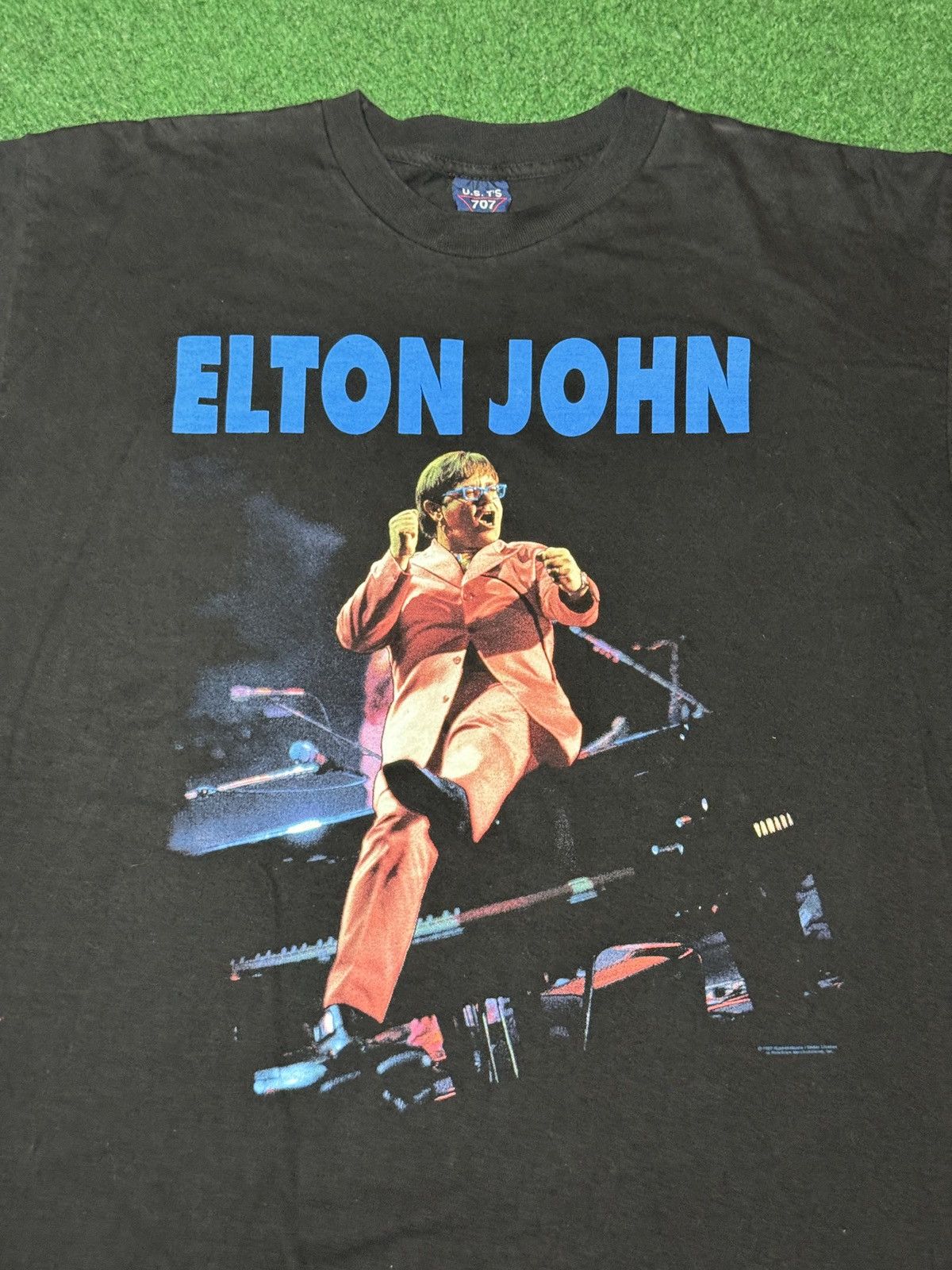 Band Tees Vintage 90s Elton John Concert Tour M/L Black Band T Shirt Size US L / EU 52-54 / 3 - 2 Thumbnail