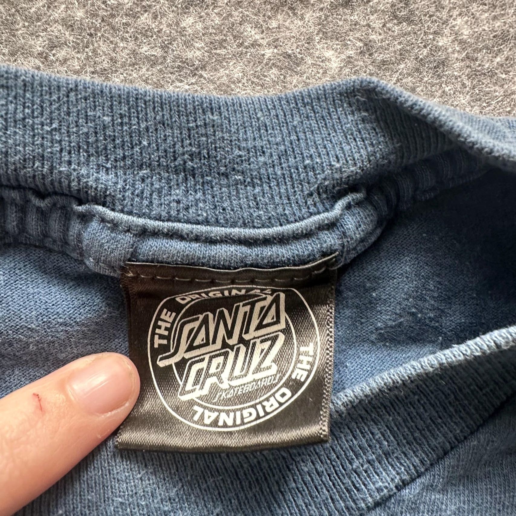 Vintage Santa Cruz Shirt Mens Large Blue Flame Triangle Skateboards Logo Graphic Tee Size US L / EU 52-54 / 3 - 4 Thumbnail