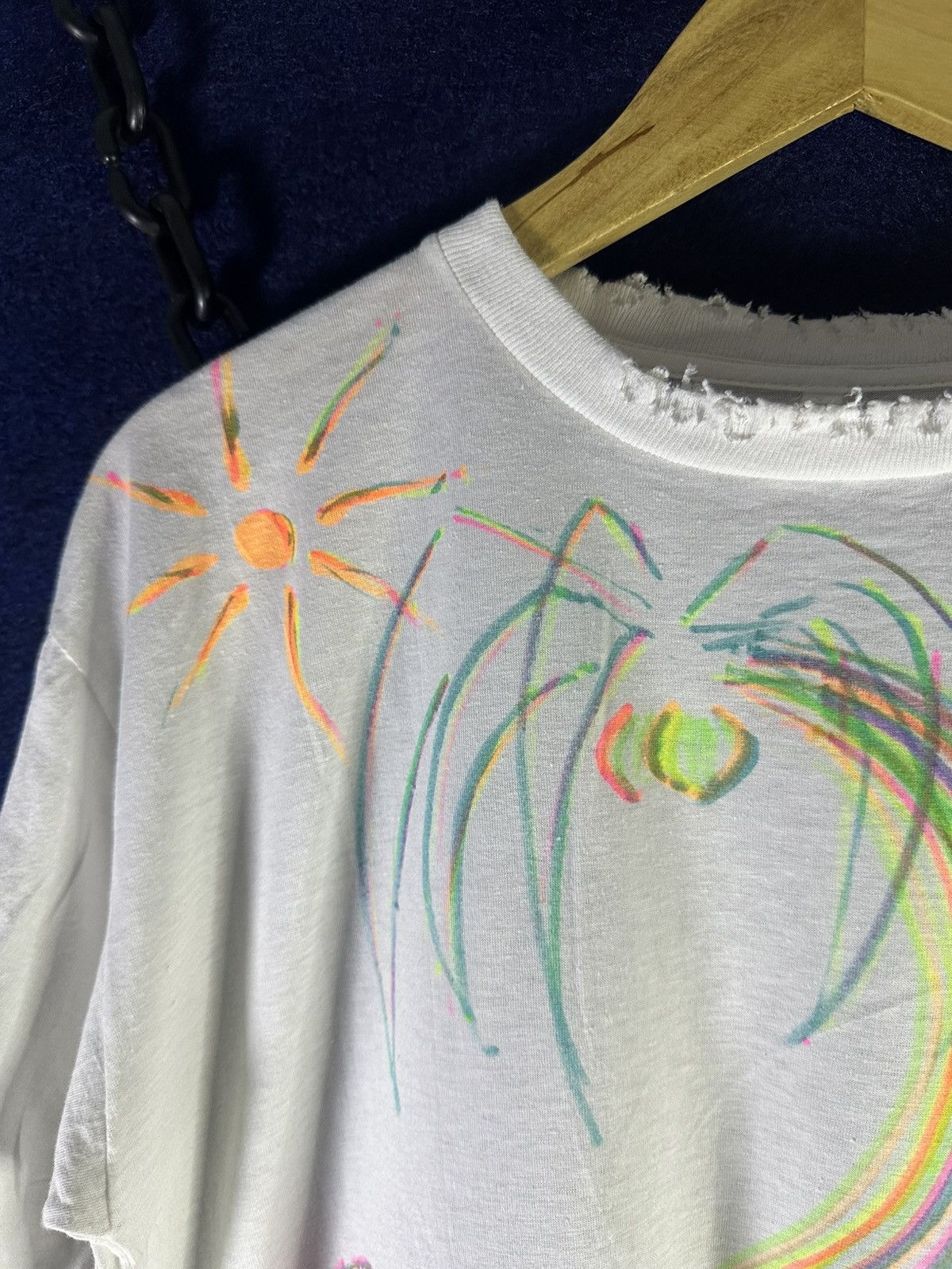Vintage Unbranded Vintage Distressed Summer Art Scribbles Tshirt Size US L / EU 52-54 / 3 - 2 Thumbnail