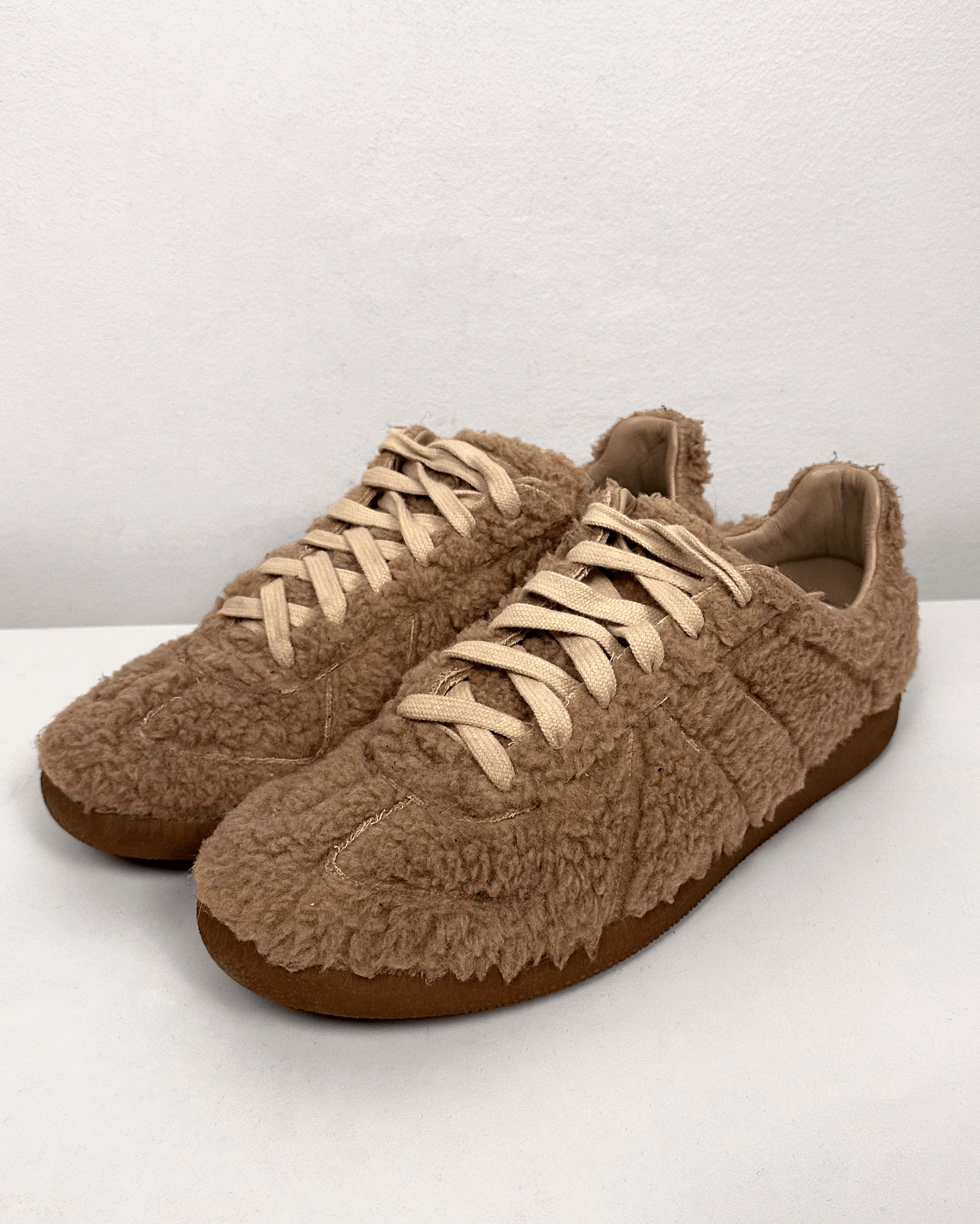 Maison Margiela Maison Martin Margiela Plushy Fur GAT Sneakers Size US 8 / EU 41 - 5 Thumbnail