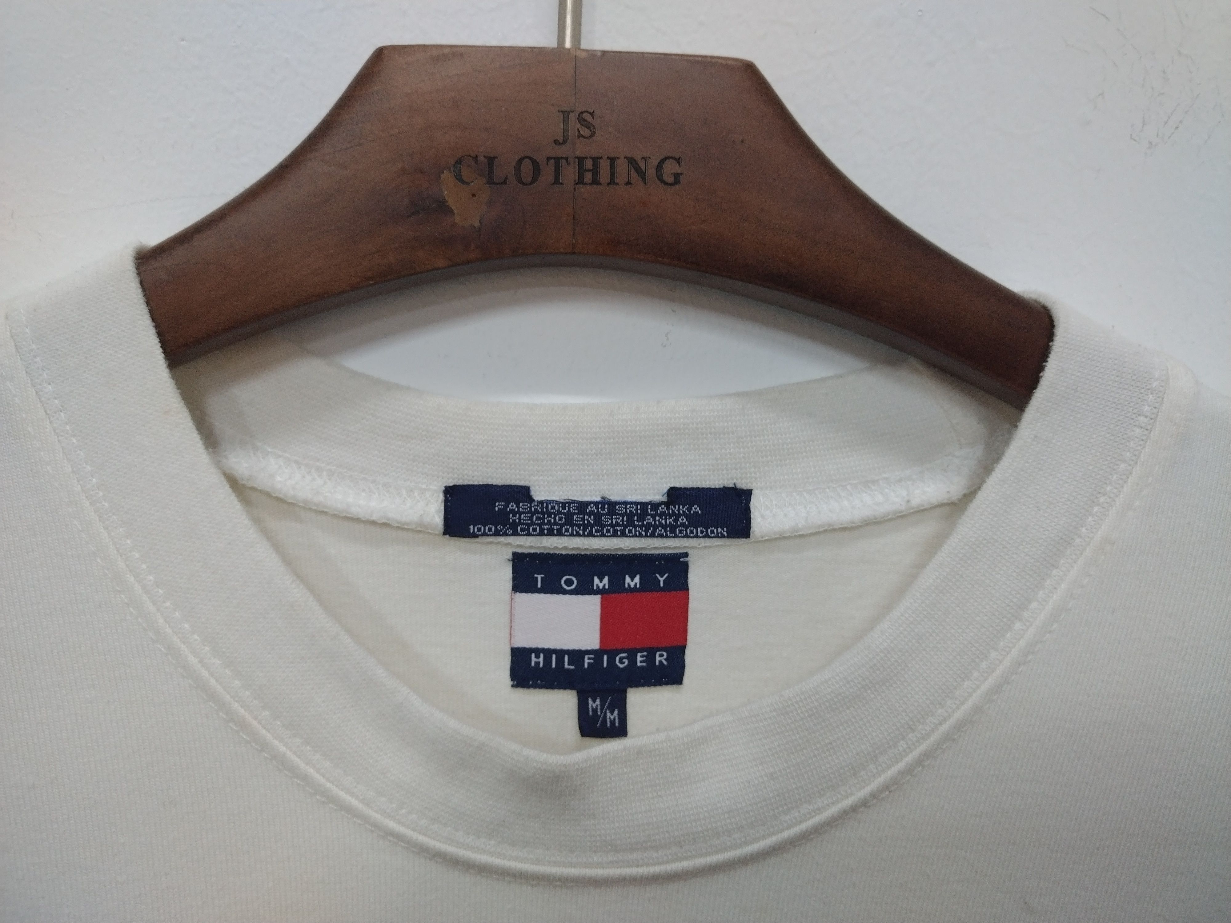 Designer × Tommy Hilfiger 🔥Send offer💥VINTAGE TOMMY HILFIGER LONG T SHIRT BIG LOGO Size US M / EU 48-50 / 2 - 5 Thumbnail