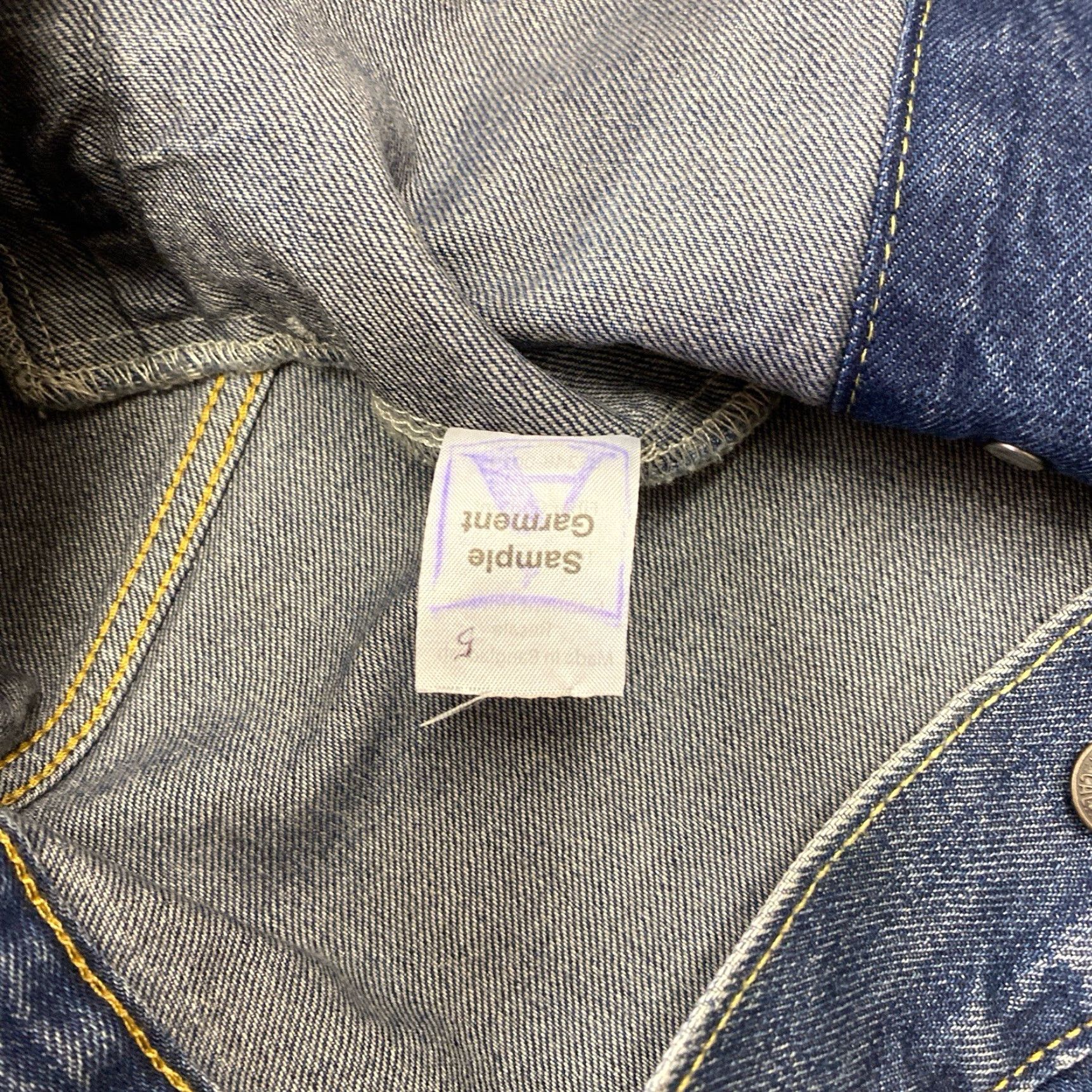 Levi's VINTAGE Levi's Sample Denim Stock Trucker Jacket M Levi's Trucker Blue Jacket Mens Medium Denim Collared Lined Jeans Jacket Size US M / EU 48-50 / 2 - 6 Thumbnail