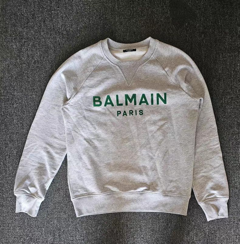 Balmain Gray Crewneck Sweatshirt with Green Text Size US S / EU 44-46 / 1 - 1 Thumbnail