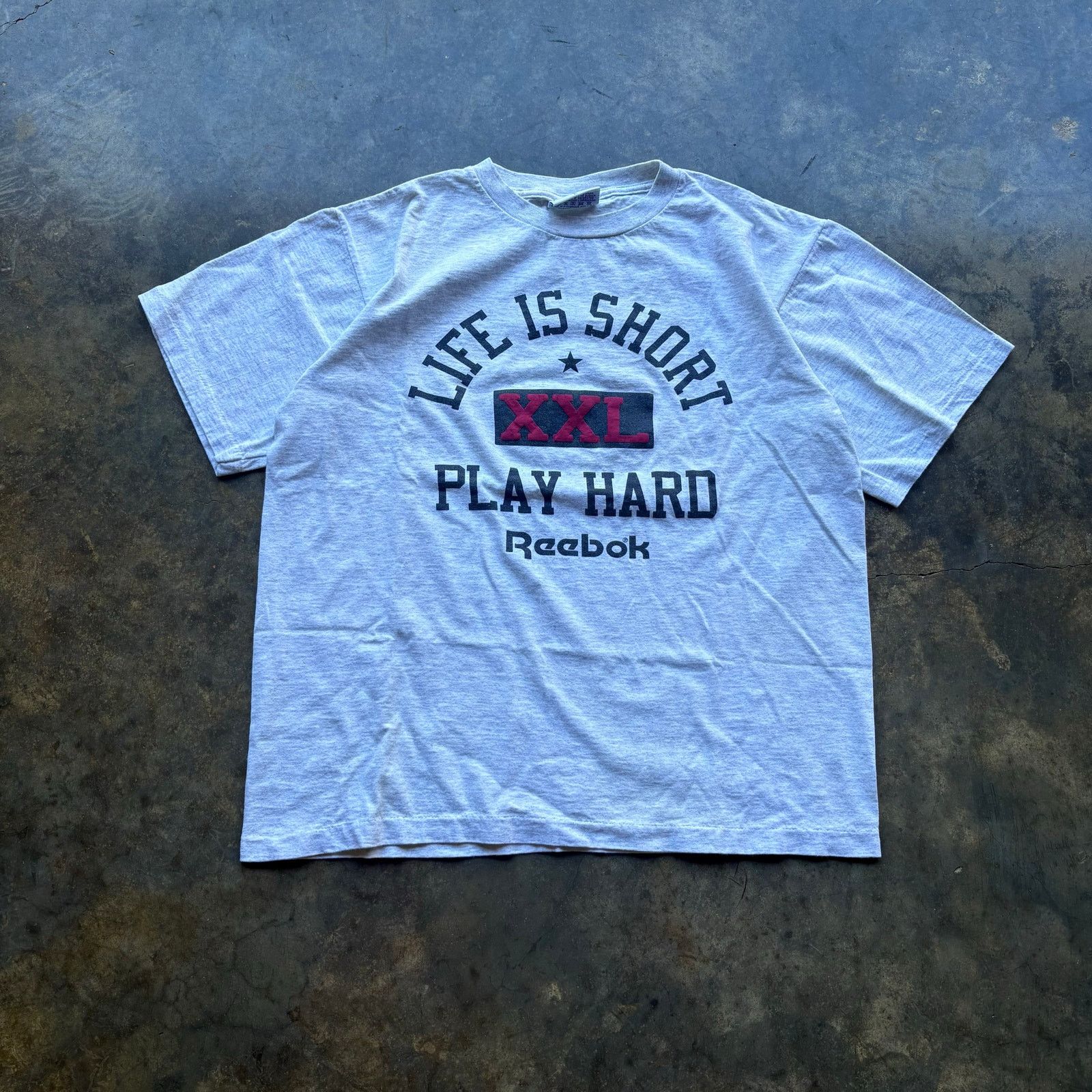 Reebok Vintage 90s Reebok PLAY Hard T-shirt Size US L / EU 52-54 / 3 - 1 Thumbnail