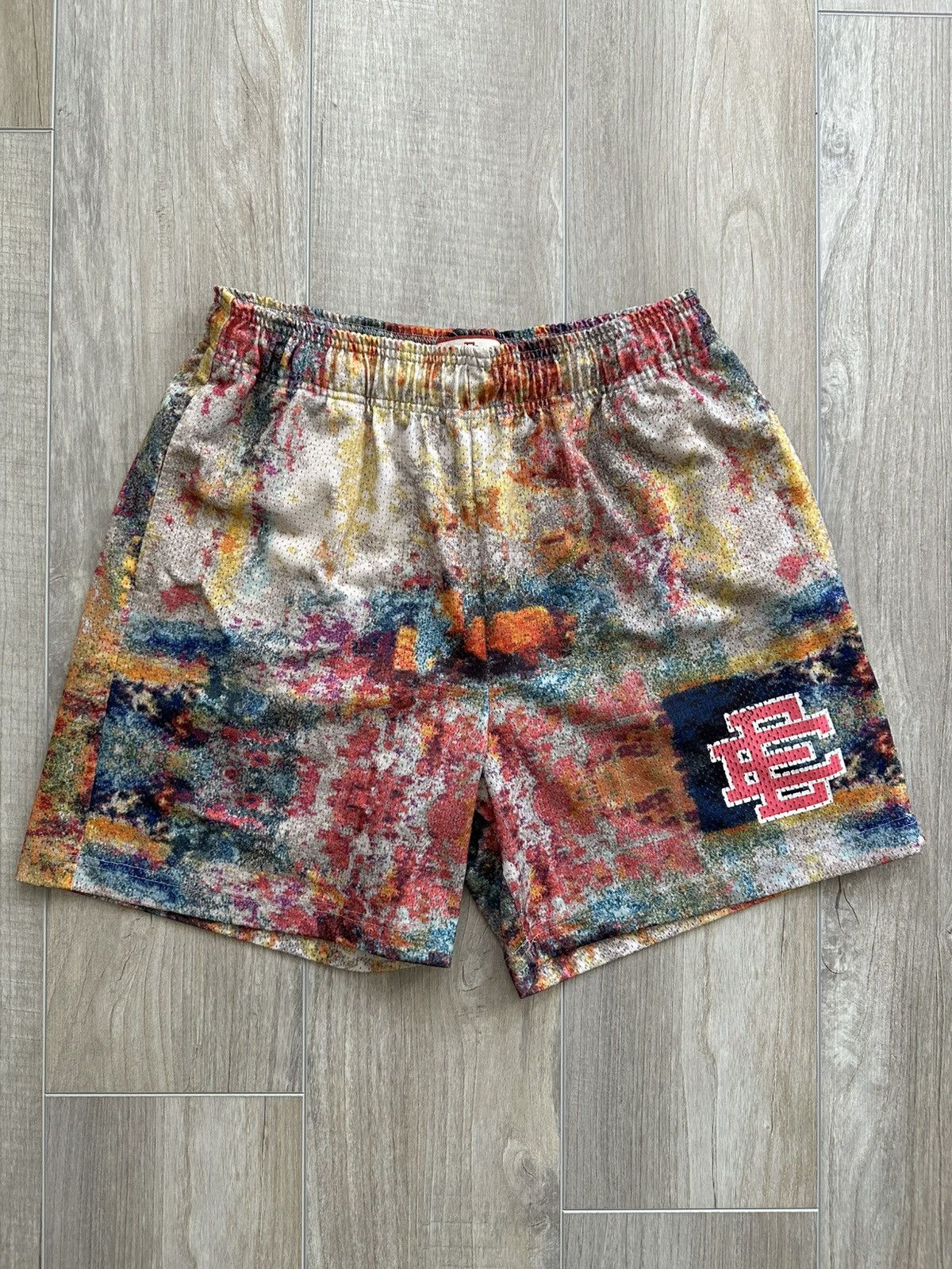 Eric Emanuel EE Basic Shorts Persian Rug Size US 32 / EU 48 - 1 Thumbnail