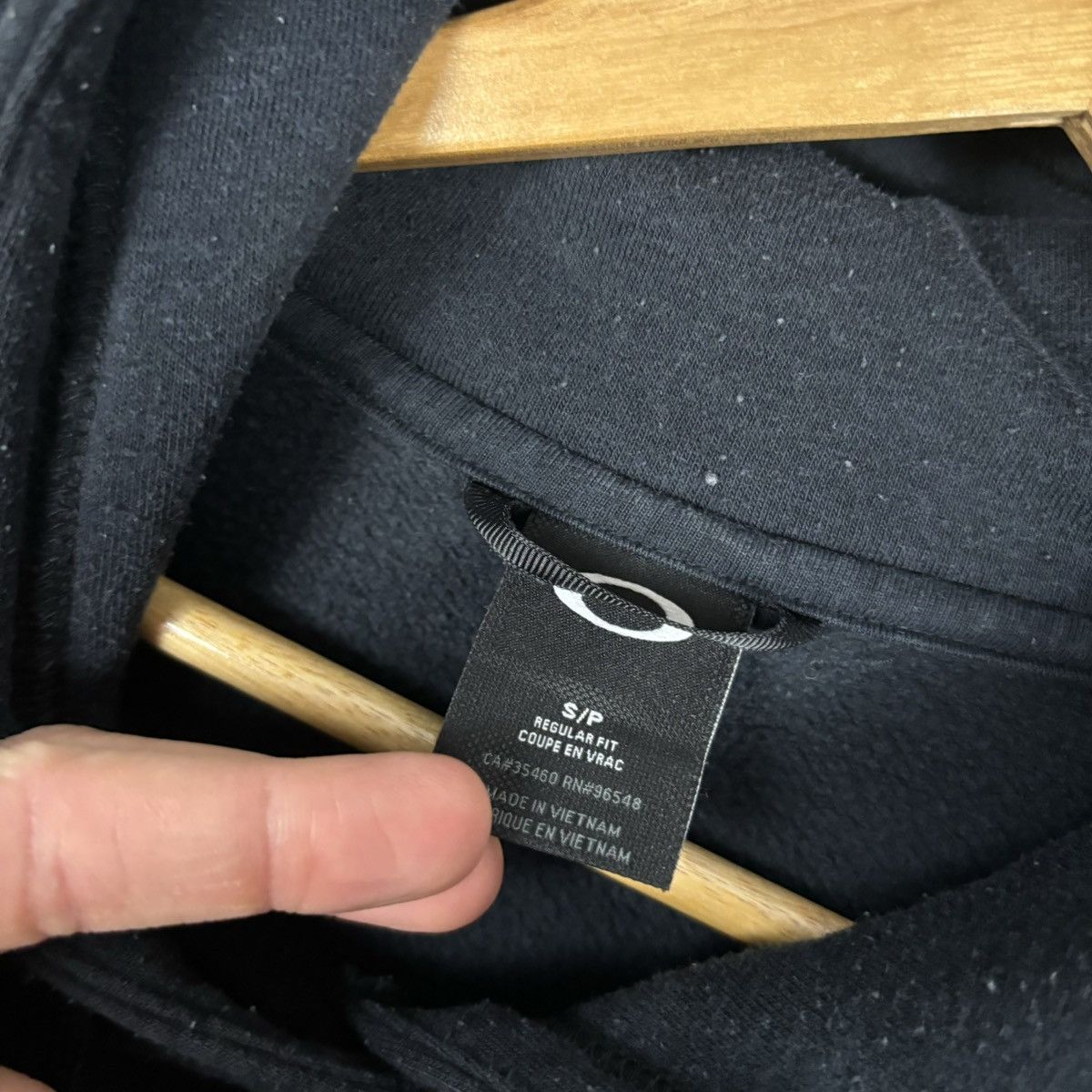 Oakley Crazy Y2K Oakley Essential Spellout Hoodie Rare Size US S / EU 44-46 / 1 - 3 Thumbnail