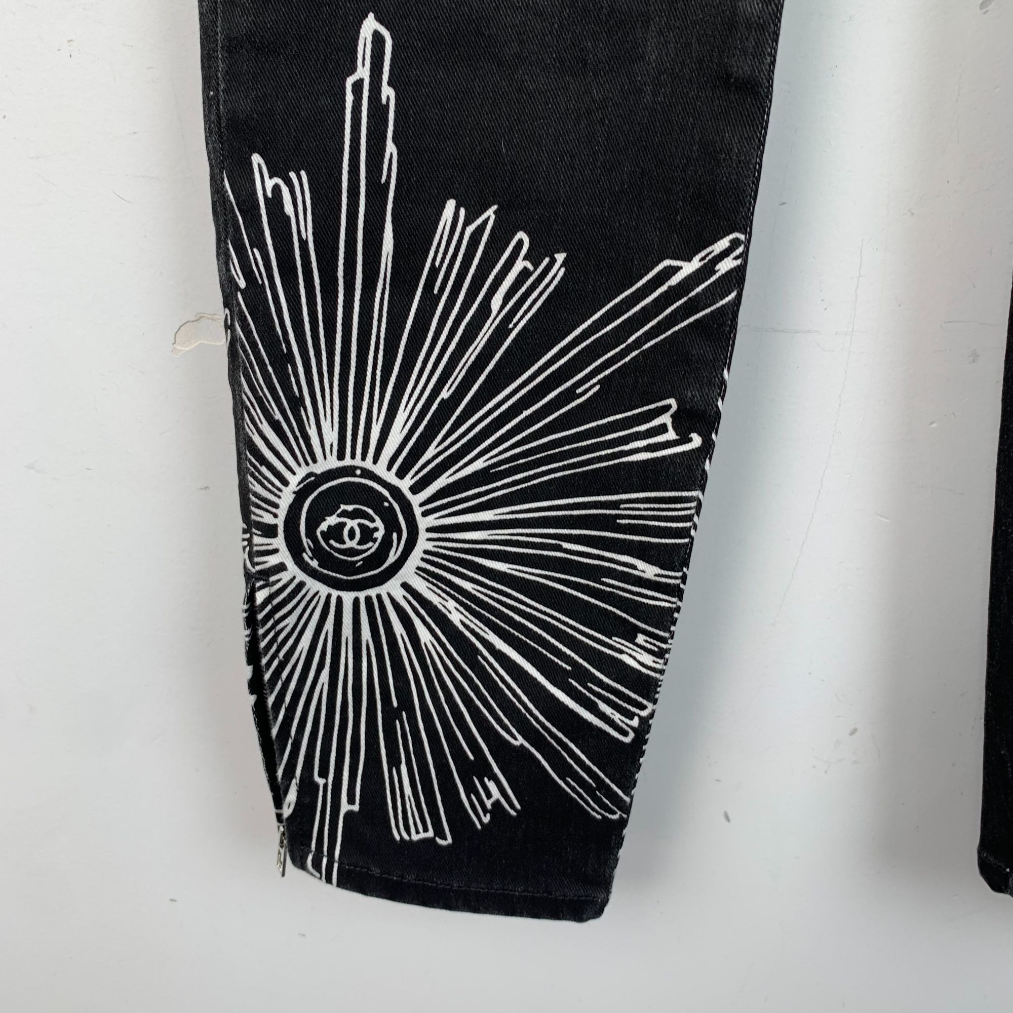 Chanel Chanel Black Graffiti Print Cotton Denim Pants Size 36 Made Size 36" / US 14 / IT 50 - 6 Thumbnail