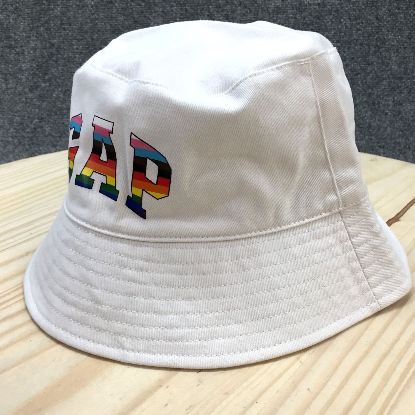 Gap GAP Pride Bucket Hat Womens One Size Optic White Cotton Rainbow Print Logo Cap Size ONE SIZE - 2 Thumbnail