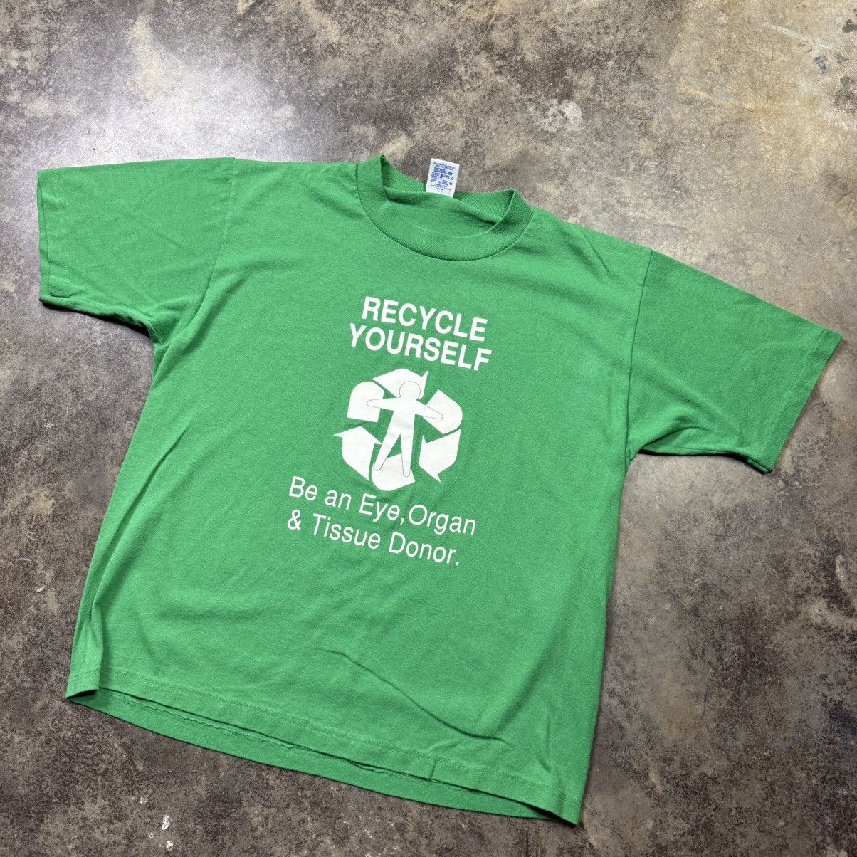 Vintage vintage recycle 80s recycle yourself organ donor tshirt Size US L / EU 52-54 / 3 - 2 Thumbnail