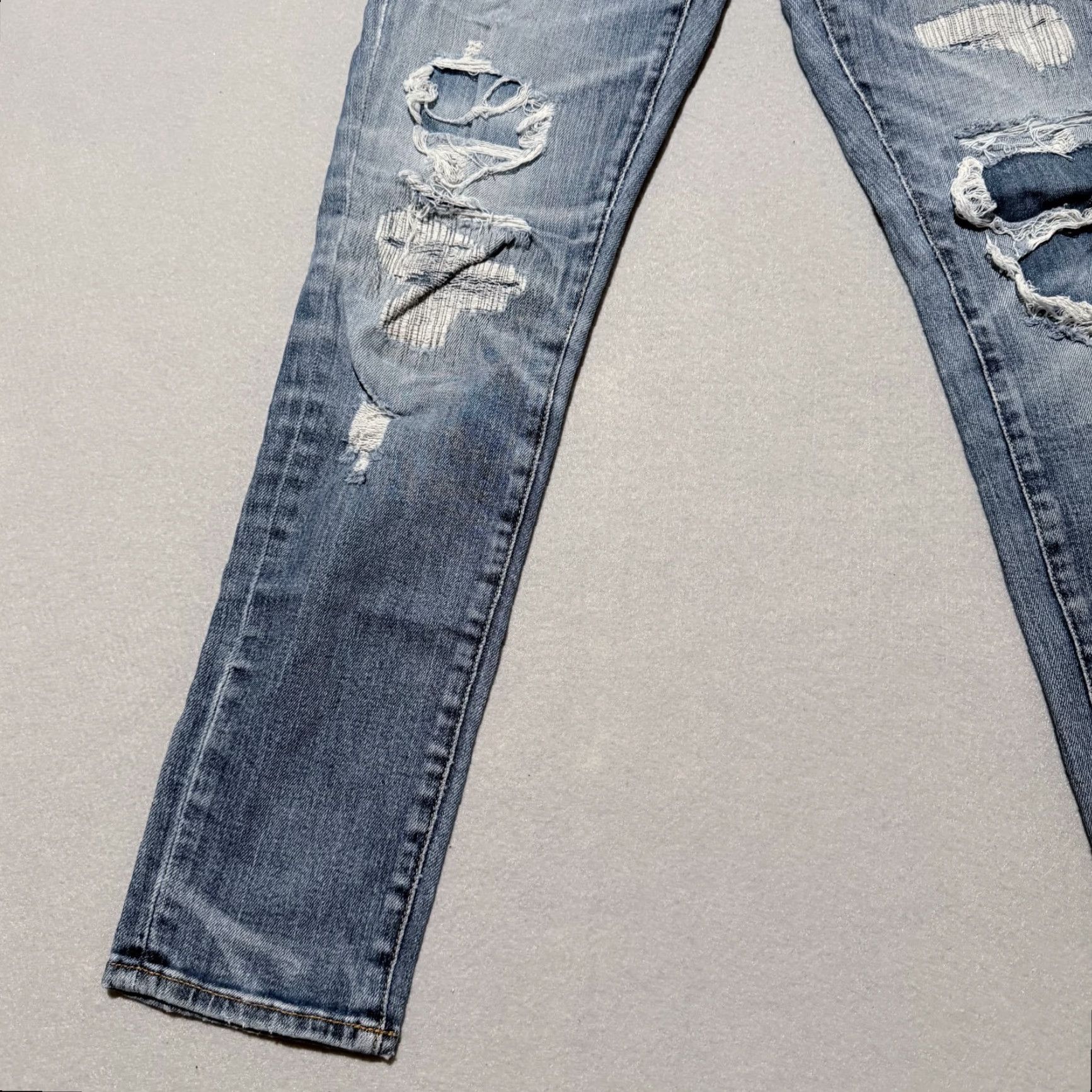 American Eagle Outfitters American Eagle Jeans Women Blue Denim Patched Distressed Slim Straight 28x28 - 28x28 Denim Jeans Women Size 28" / US 6 / IT 42 - 5 Thumbnail