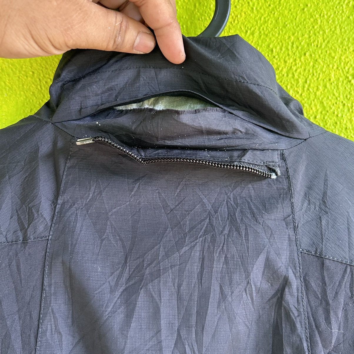 The North Face Vintage The North Face Hyvent Distressed Jacket Size US M / EU 48-50 / 2 - 25 Thumbnail