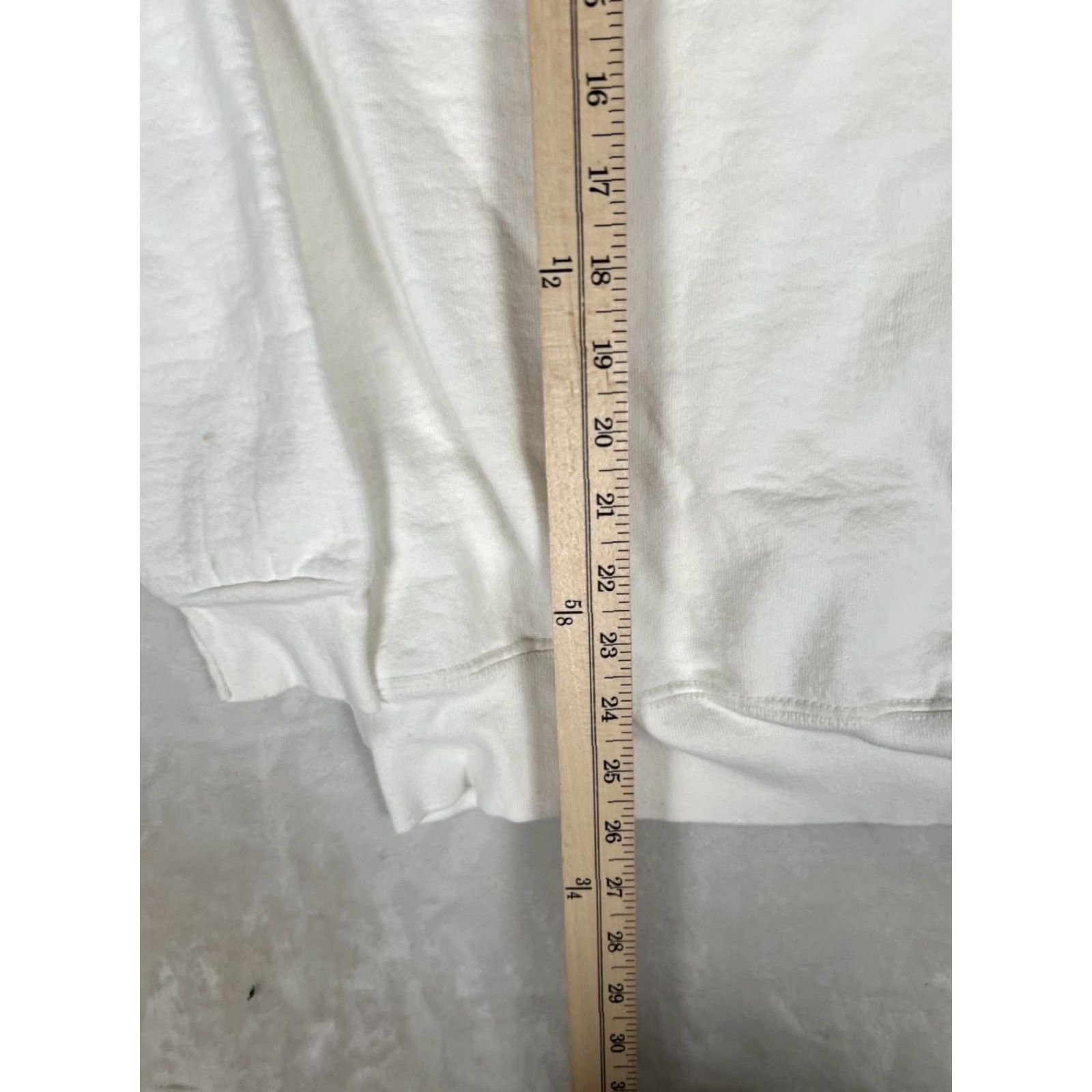 Fruit Of The Loom VINTAGE Fruit of the Loom Sweatshirt Mens L White 90s USA Made Cotton Fleece Crew Neck Pullover All Seasons Size US L / EU 52-54 / 3 - 4 Thumbnail